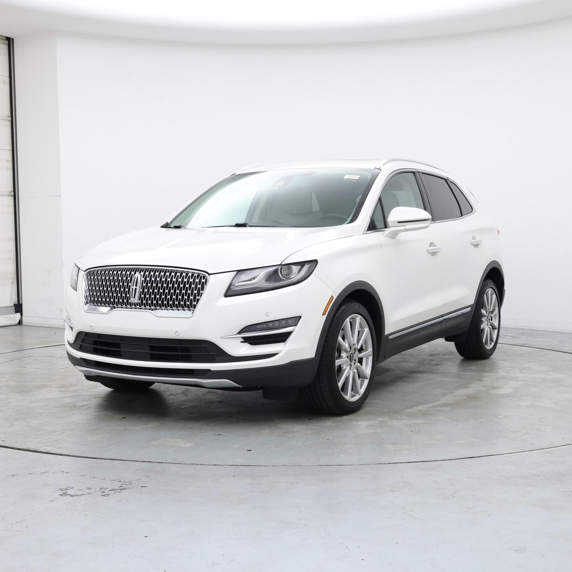 Thumbnail: 2019 Lincoln MKC - 4