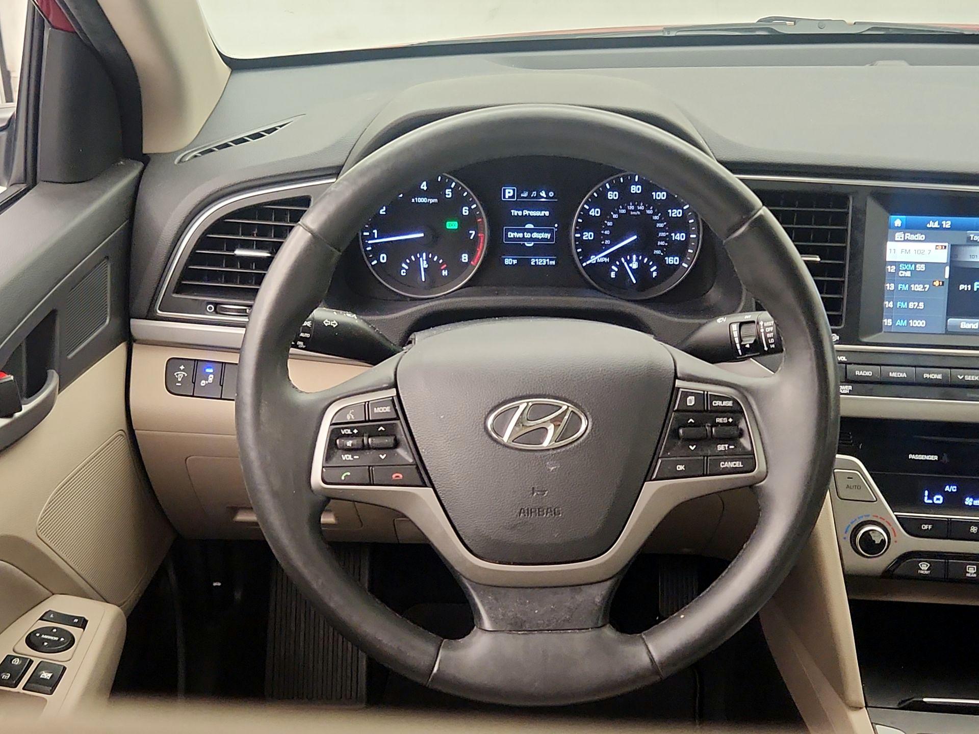 Thumbnail: 2017 Hyundai Elantra - 10