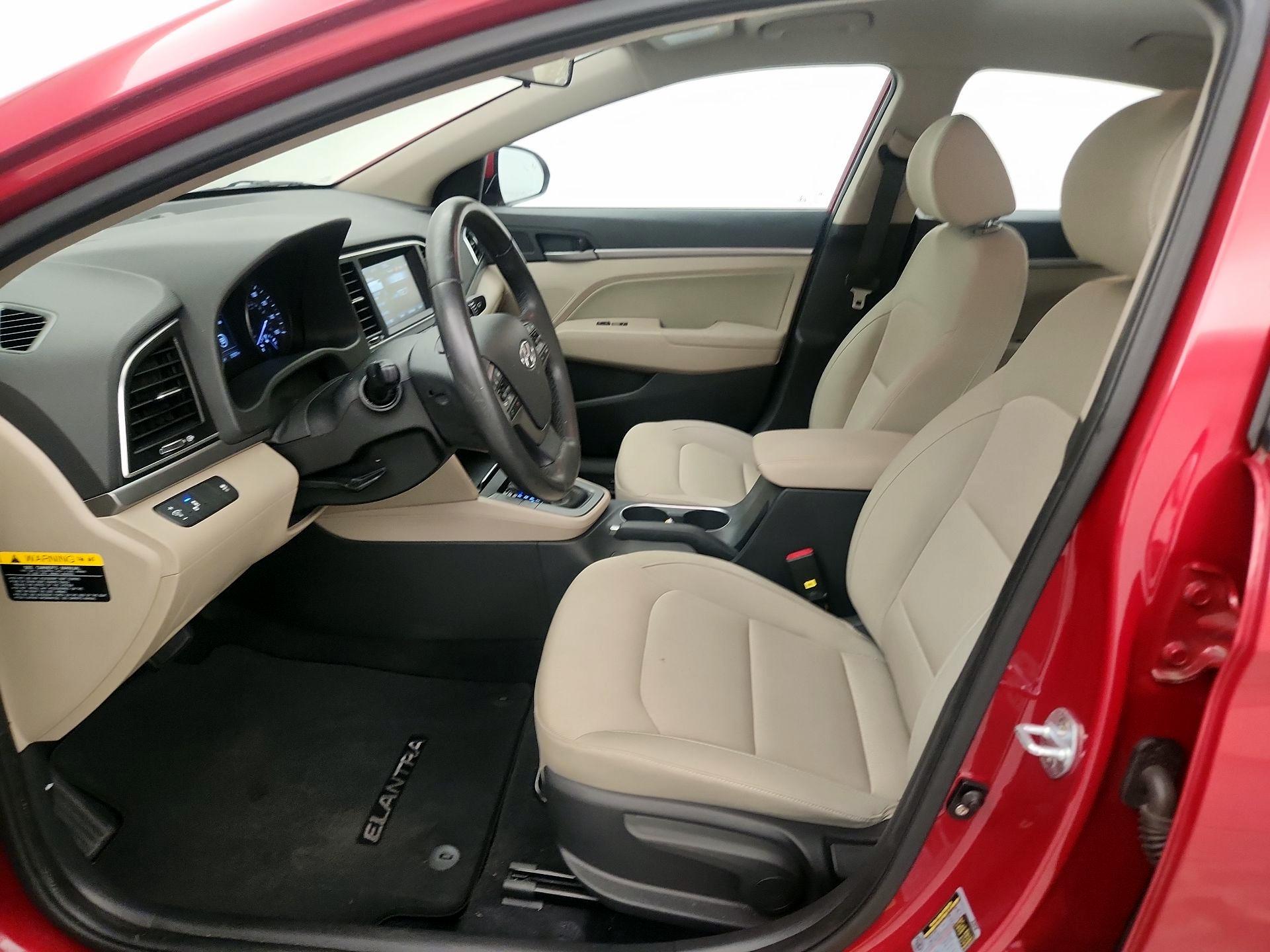 Thumbnail: 2017 Hyundai Elantra - 11