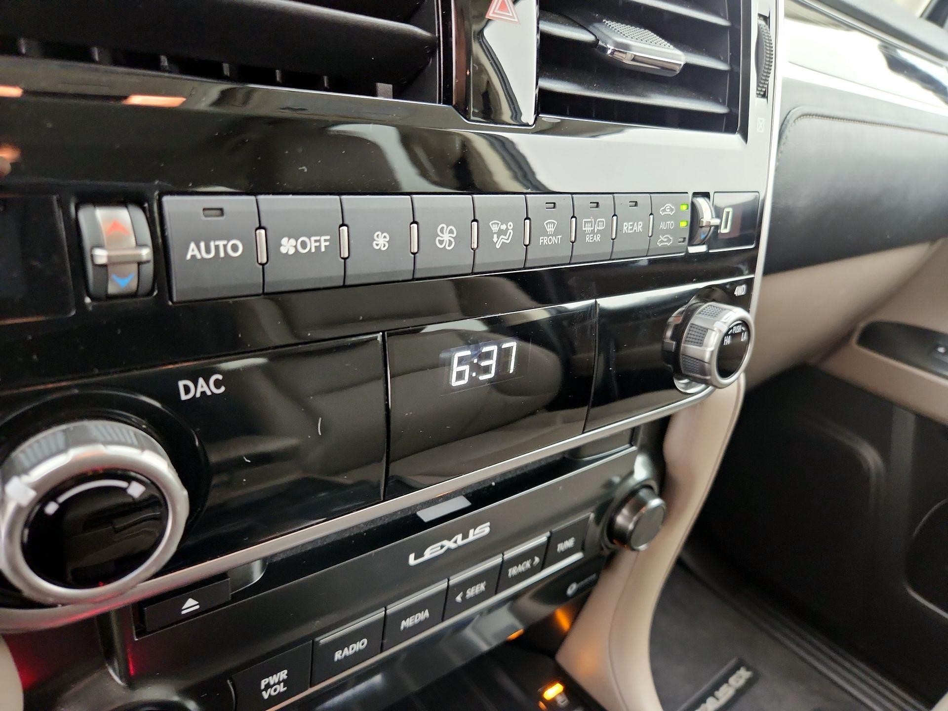 Thumbnail: 2022 Lexus GX - 17