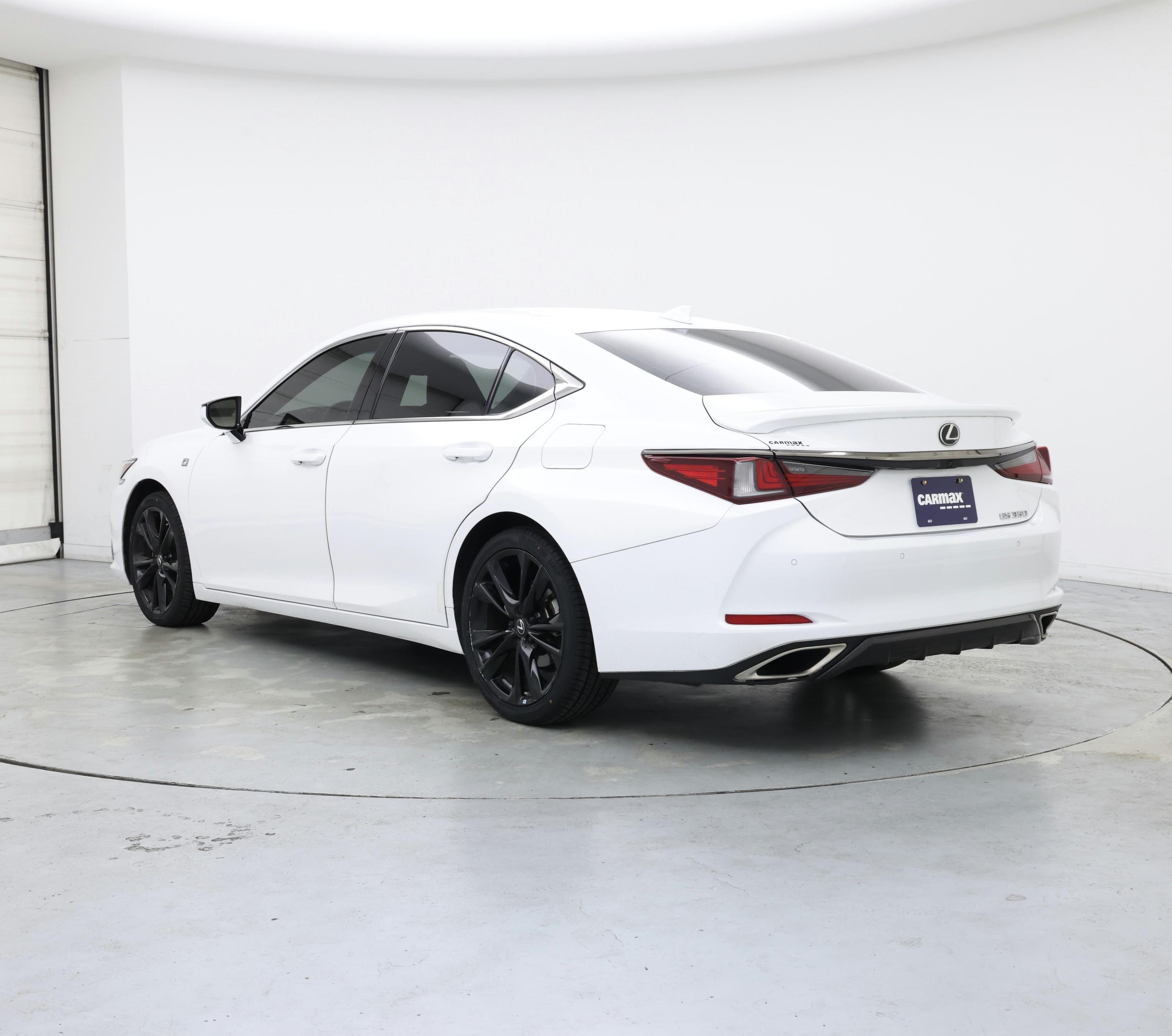 Thumbnail: 2022 Lexus ES - 2