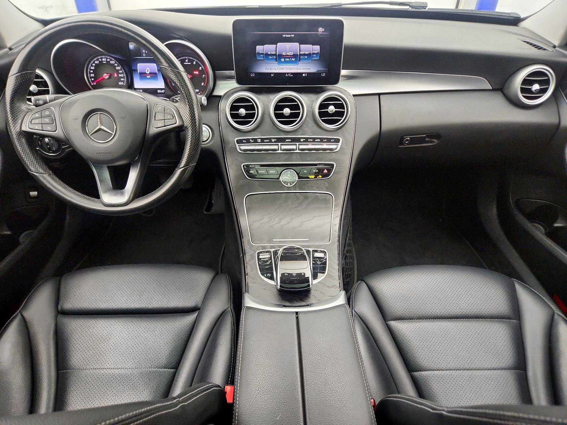 Thumbnail: 2016 Mercedes-Benz C-Class - 9