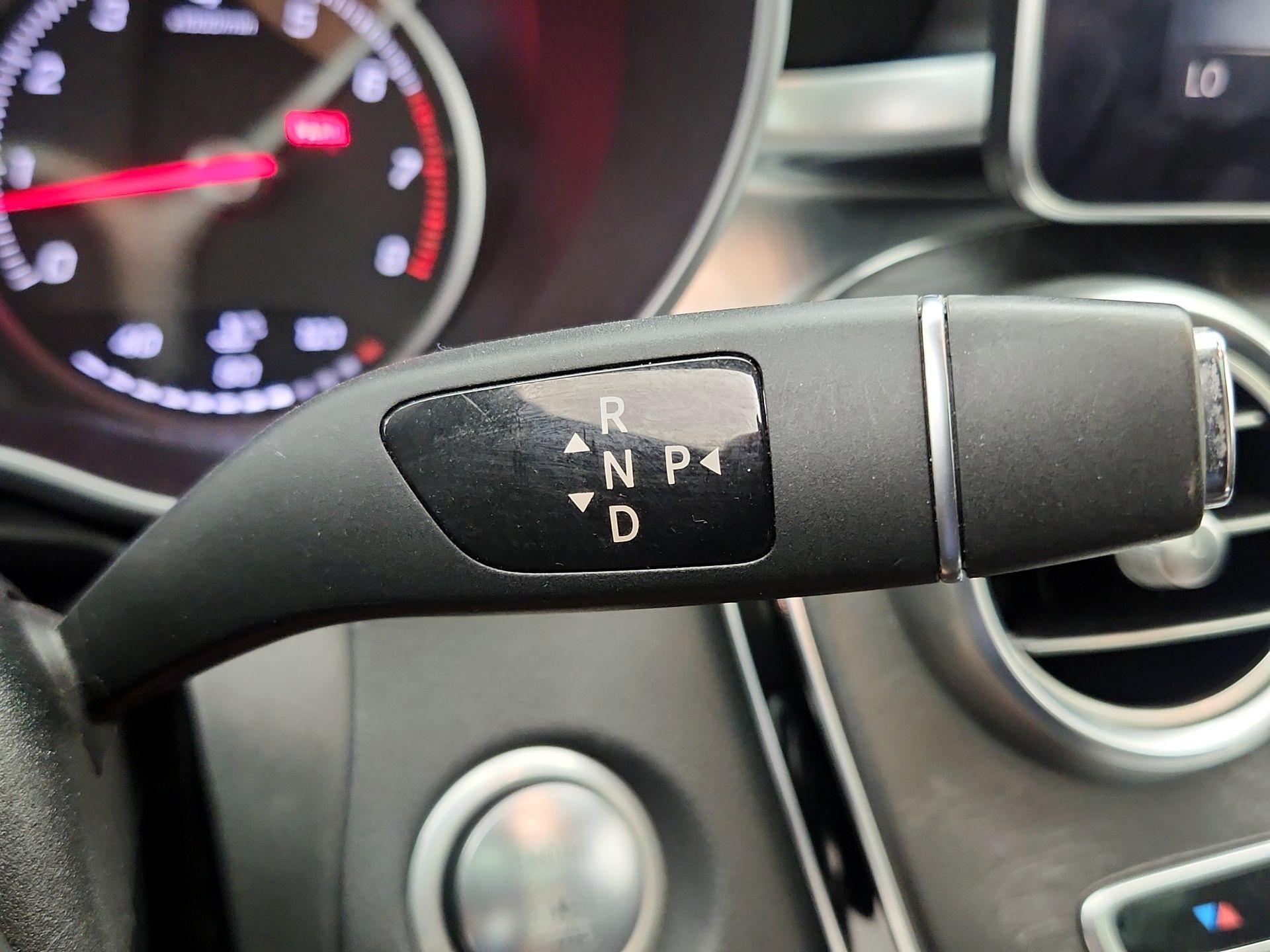 Thumbnail: 2016 Mercedes-Benz C-Class - 18