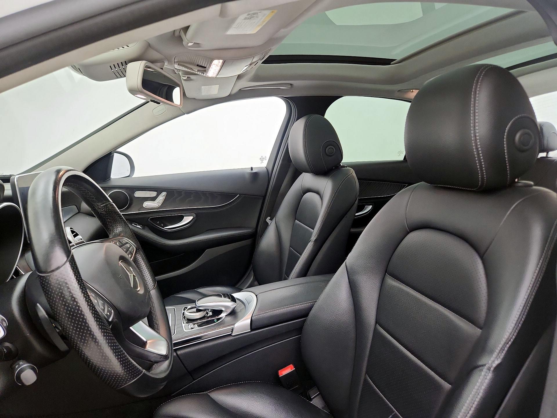 Thumbnail: 2016 Mercedes-Benz C-Class - 20