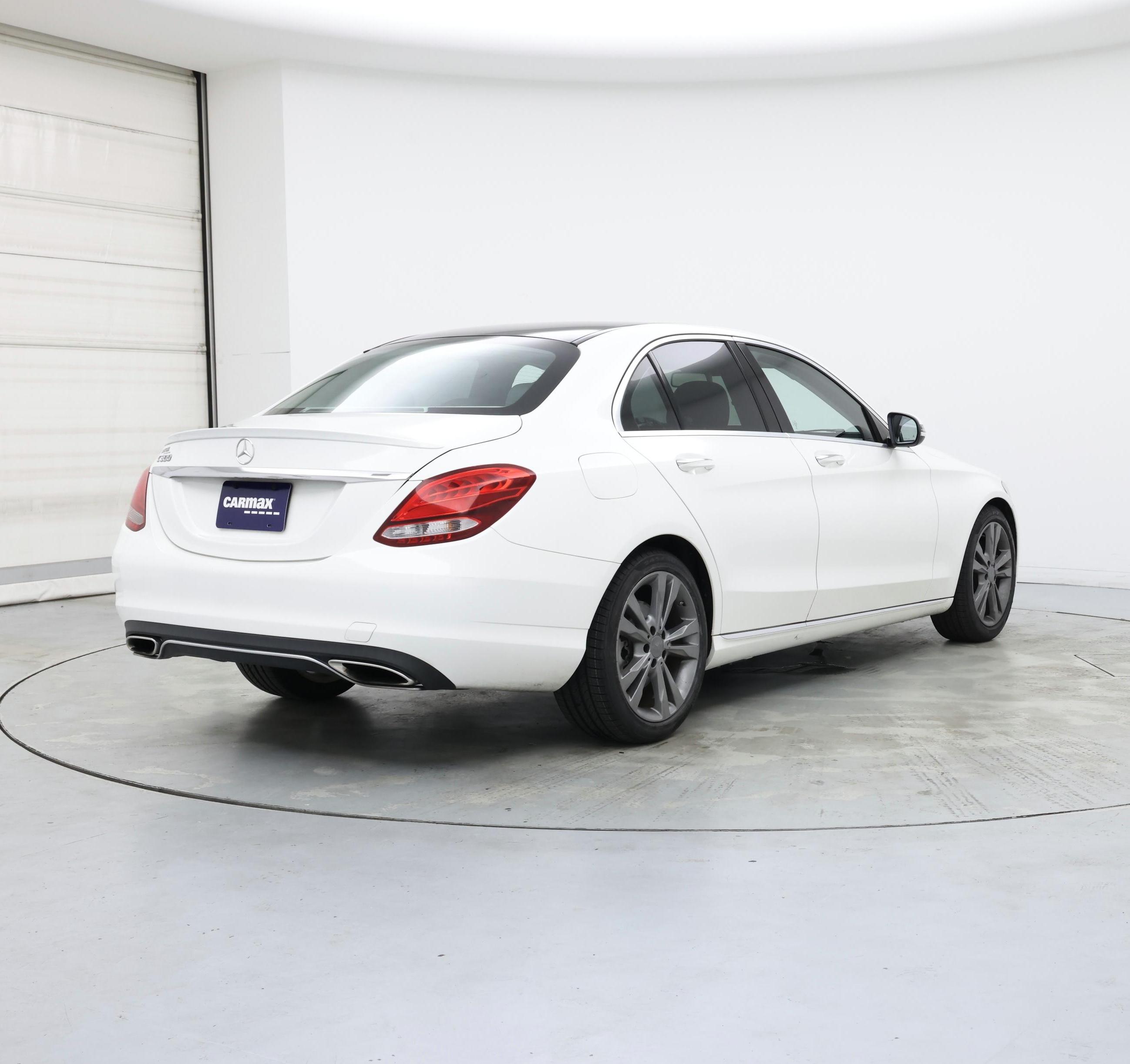 Thumbnail: 2016 Mercedes-Benz C-Class - 8