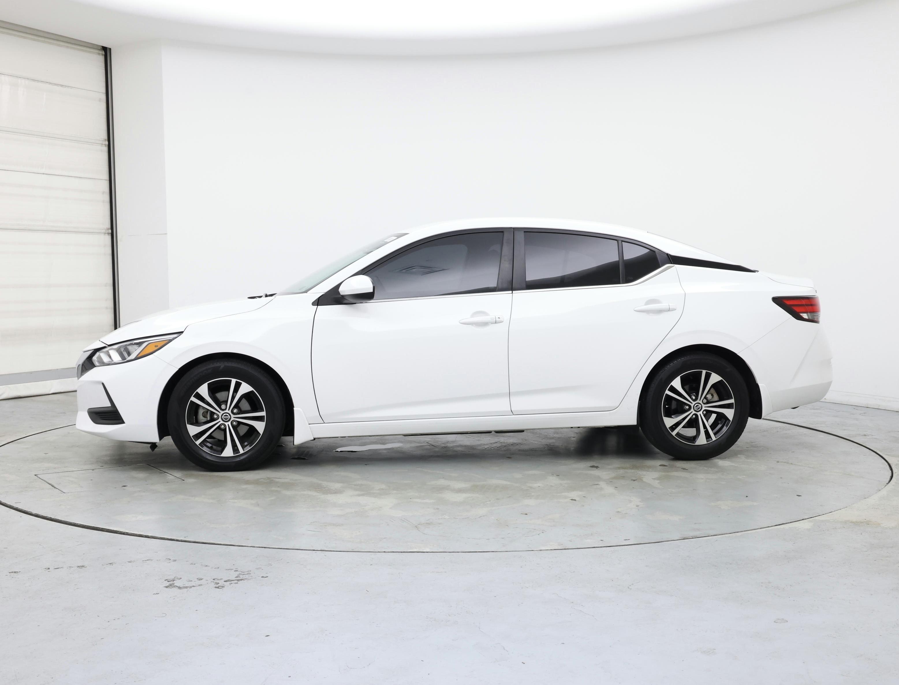 Thumbnail: 2021 Nissan Sentra - 3