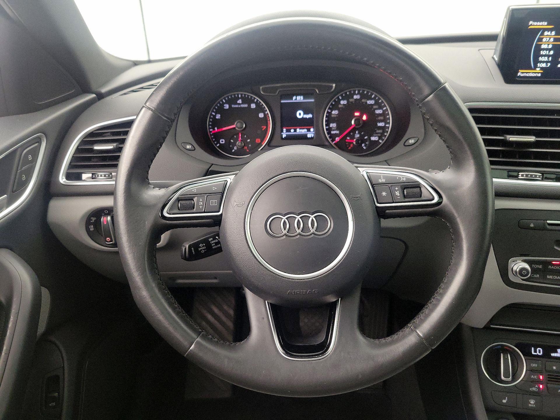 Thumbnail: 2018 Audi Q3 - 10