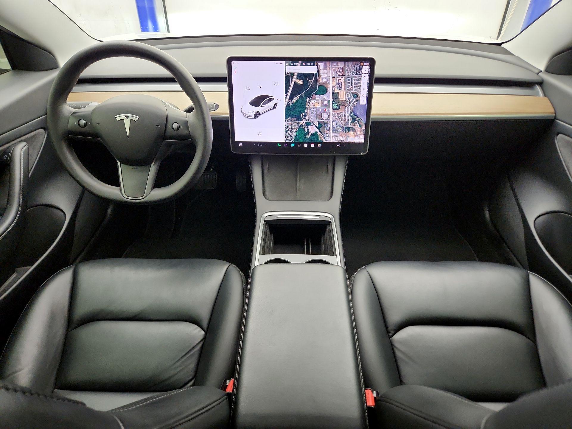Thumbnail: 2021 Tesla Model 3 - 9