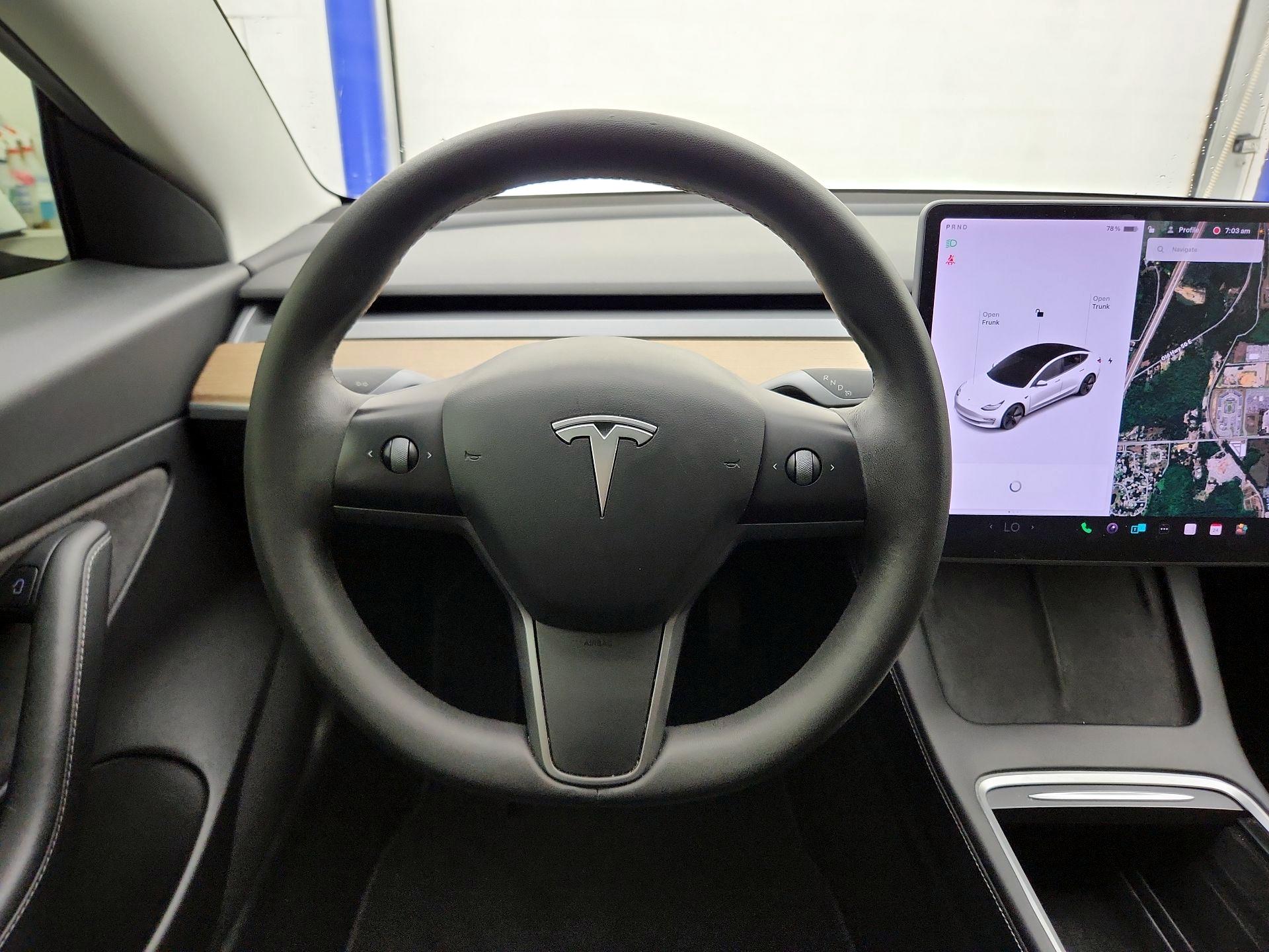 Thumbnail: 2021 Tesla Model 3 - 10