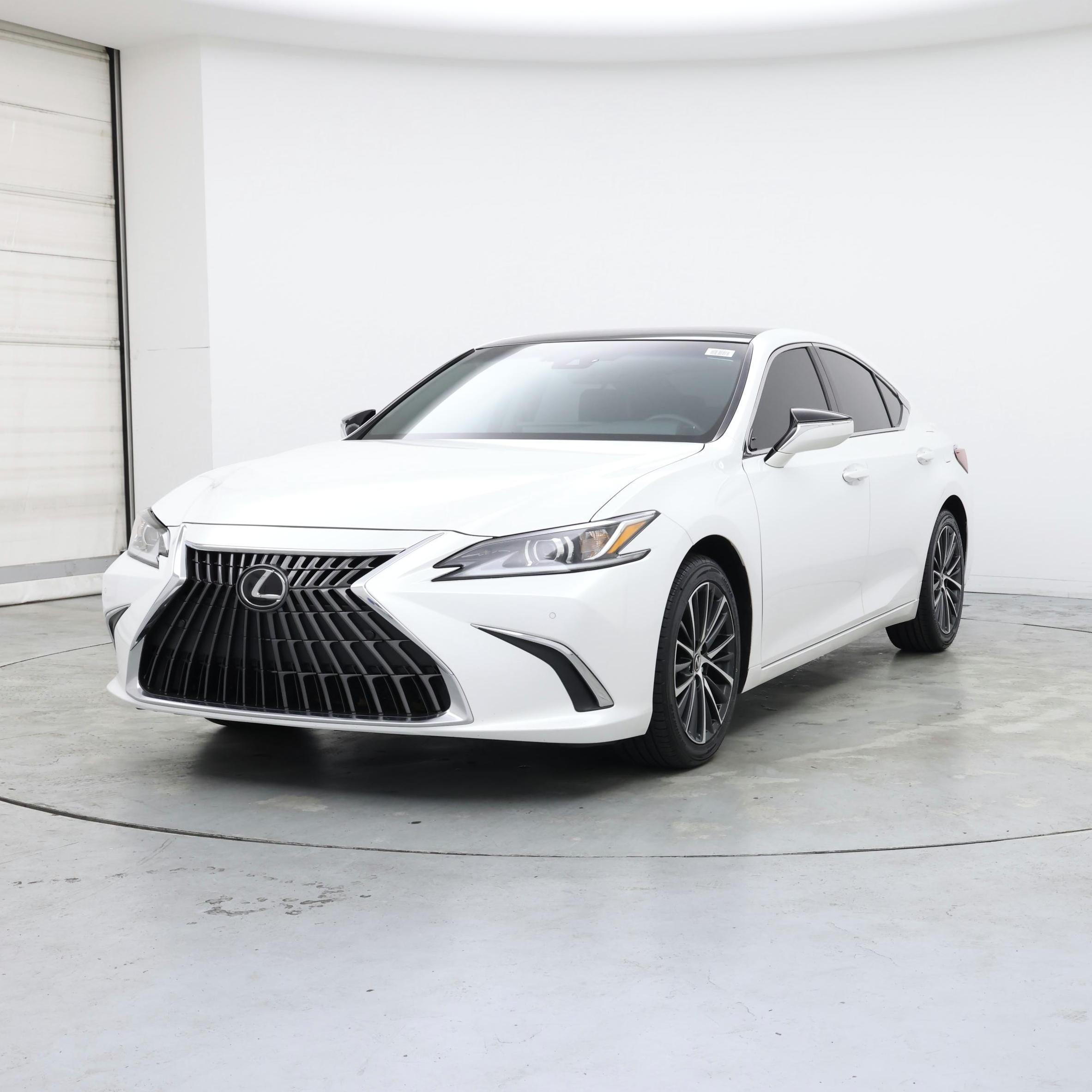 Thumbnail: 2023 Lexus ES - 4
