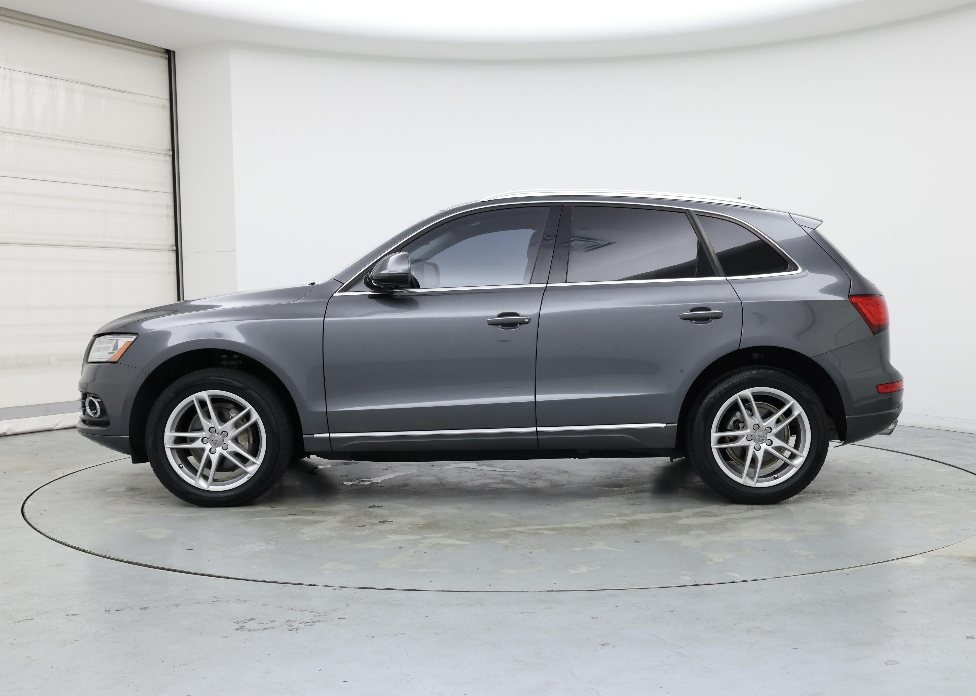 Thumbnail: 2017 Audi Q5 - 3
