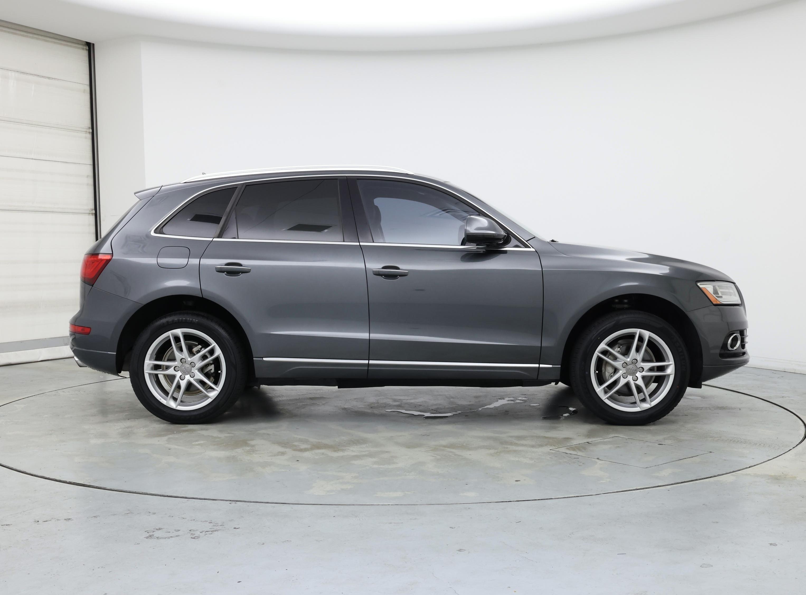 Thumbnail: 2017 Audi Q5 - 7