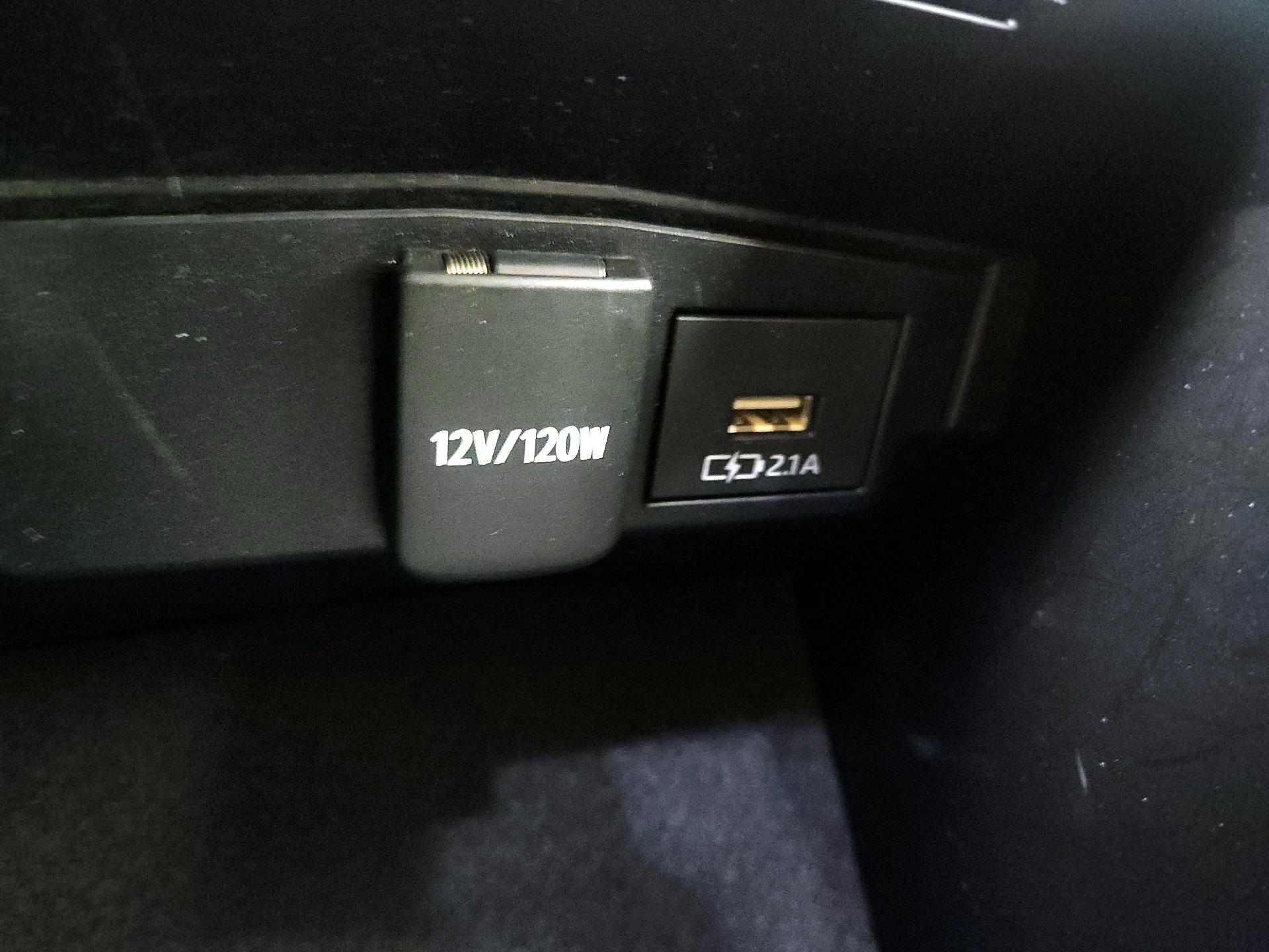Thumbnail: 2021 Toyota Corolla - 18