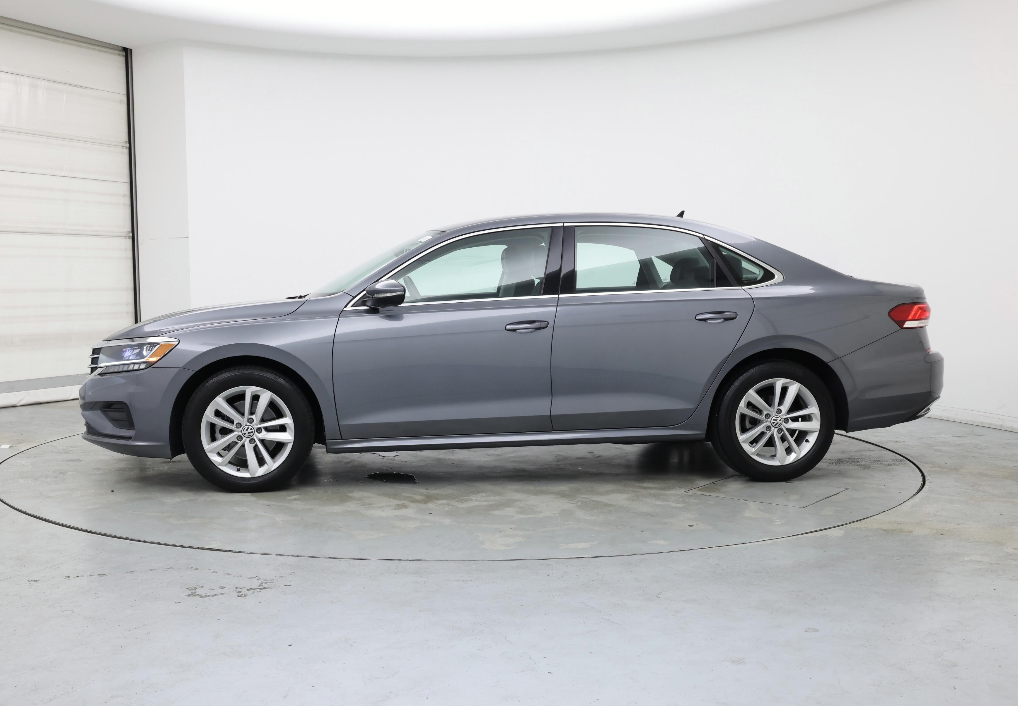 Thumbnail: 2020 Volkswagen Passat - 3