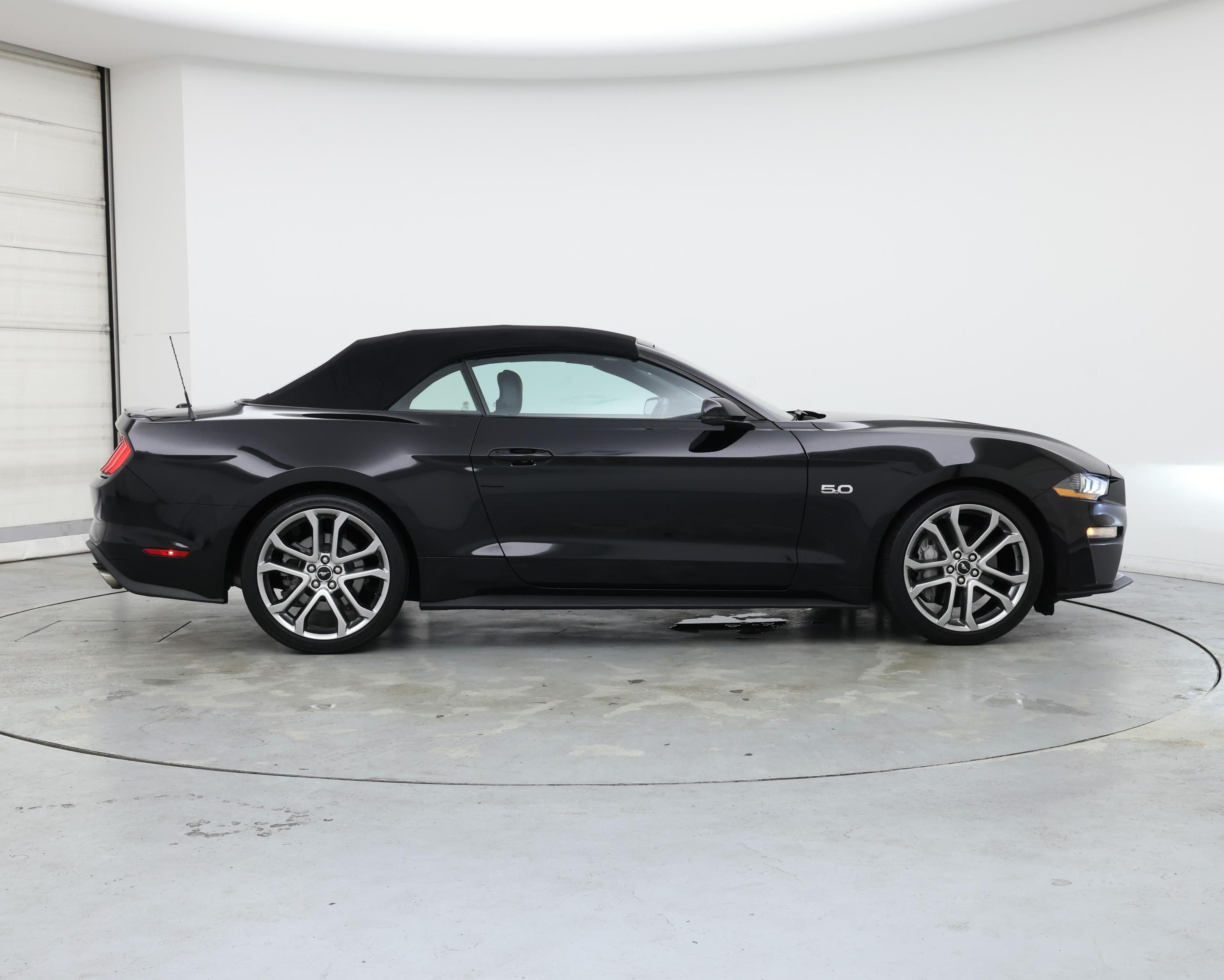 Thumbnail: 2021 Ford Mustang - 7