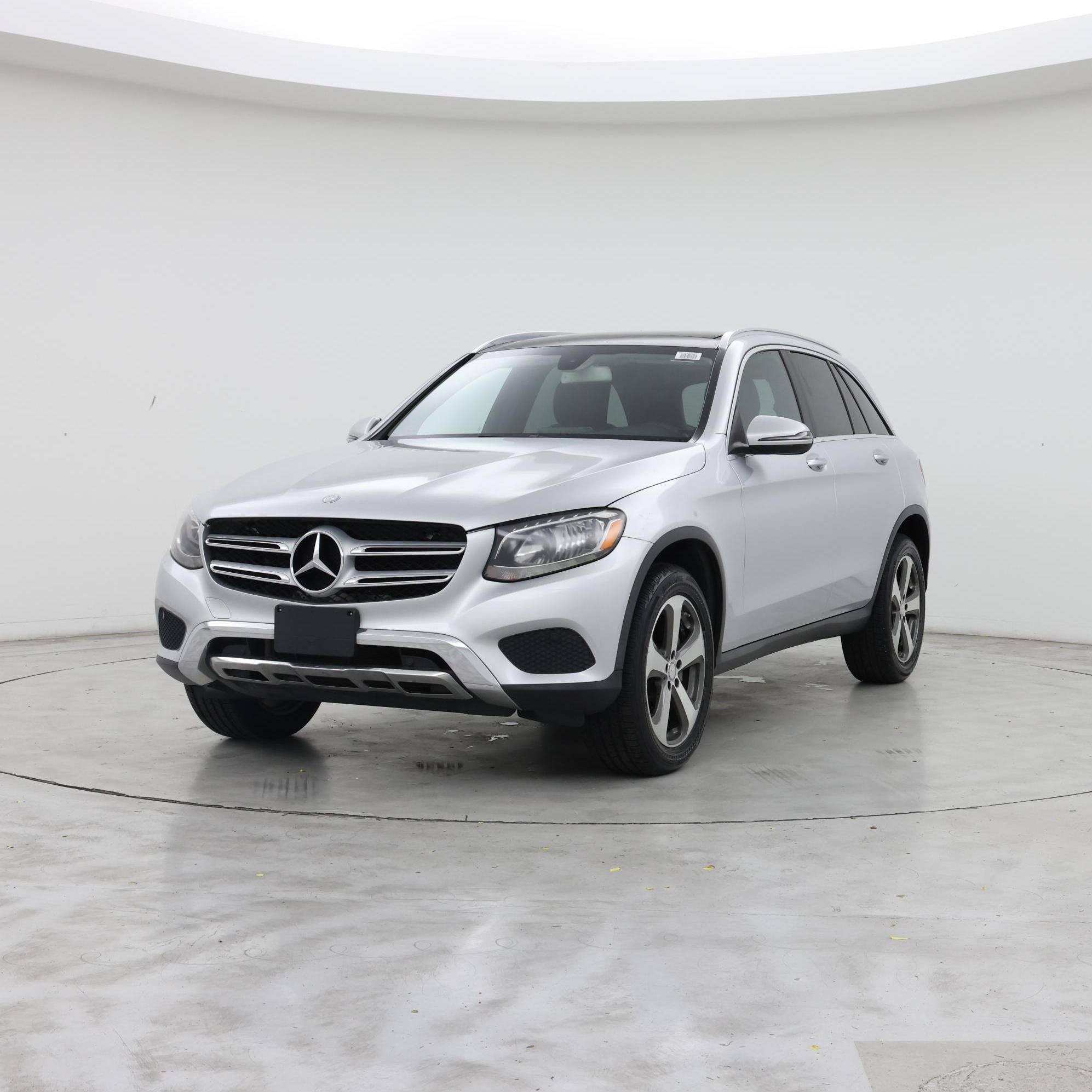 Thumbnail: 2016 Mercedes-Benz GLC - 4