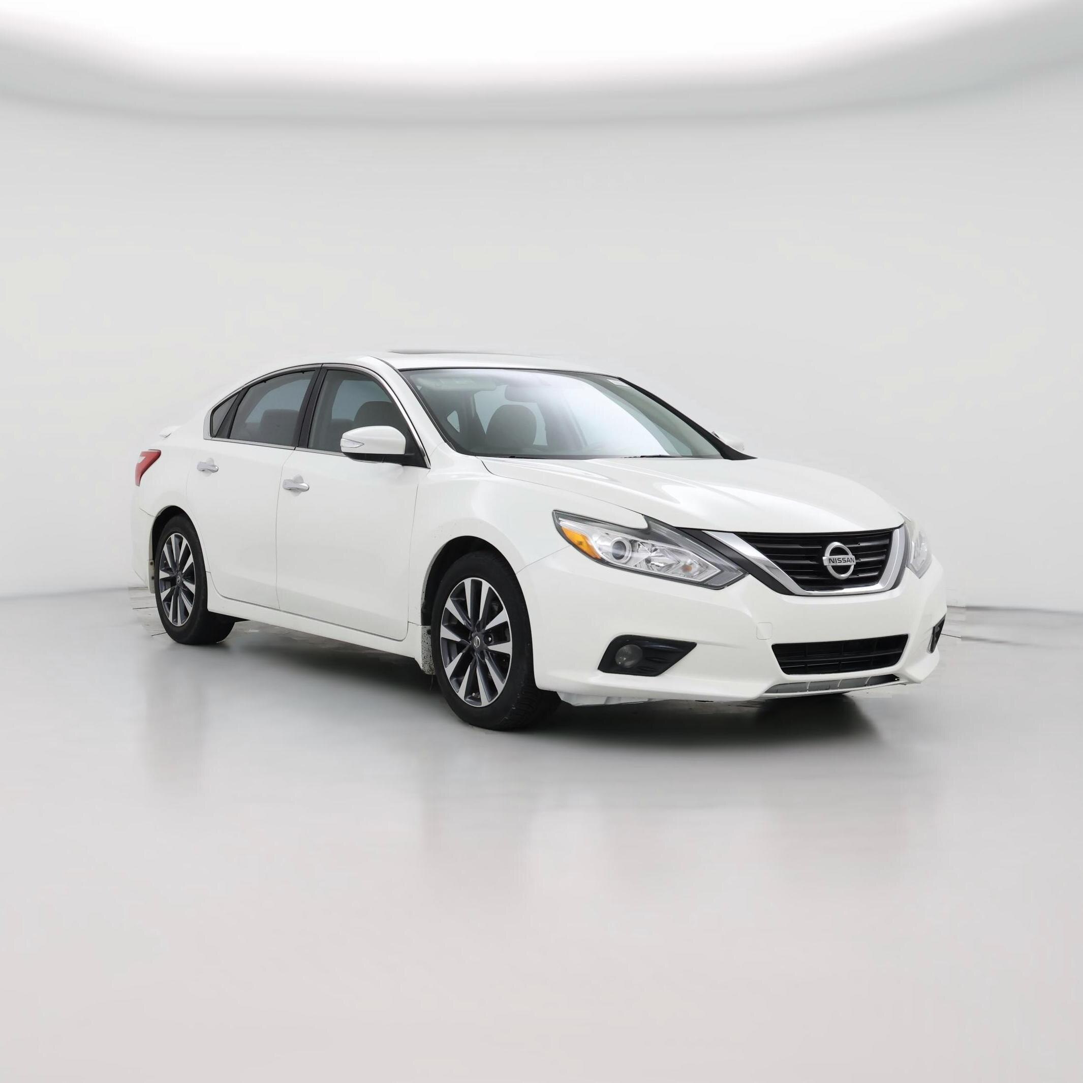 Thumbnail: 2016 Nissan Altima - 1