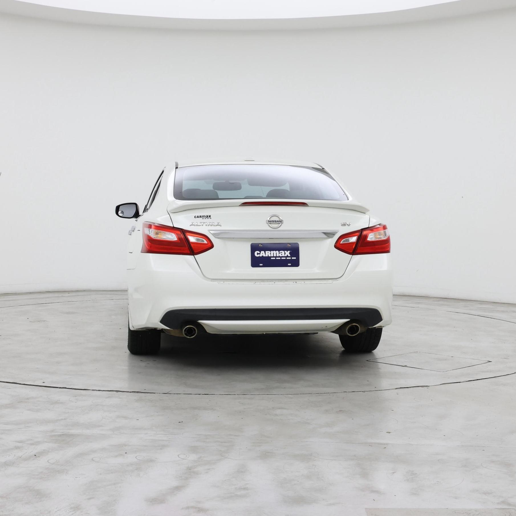 Thumbnail: 2016 Nissan Altima - 6