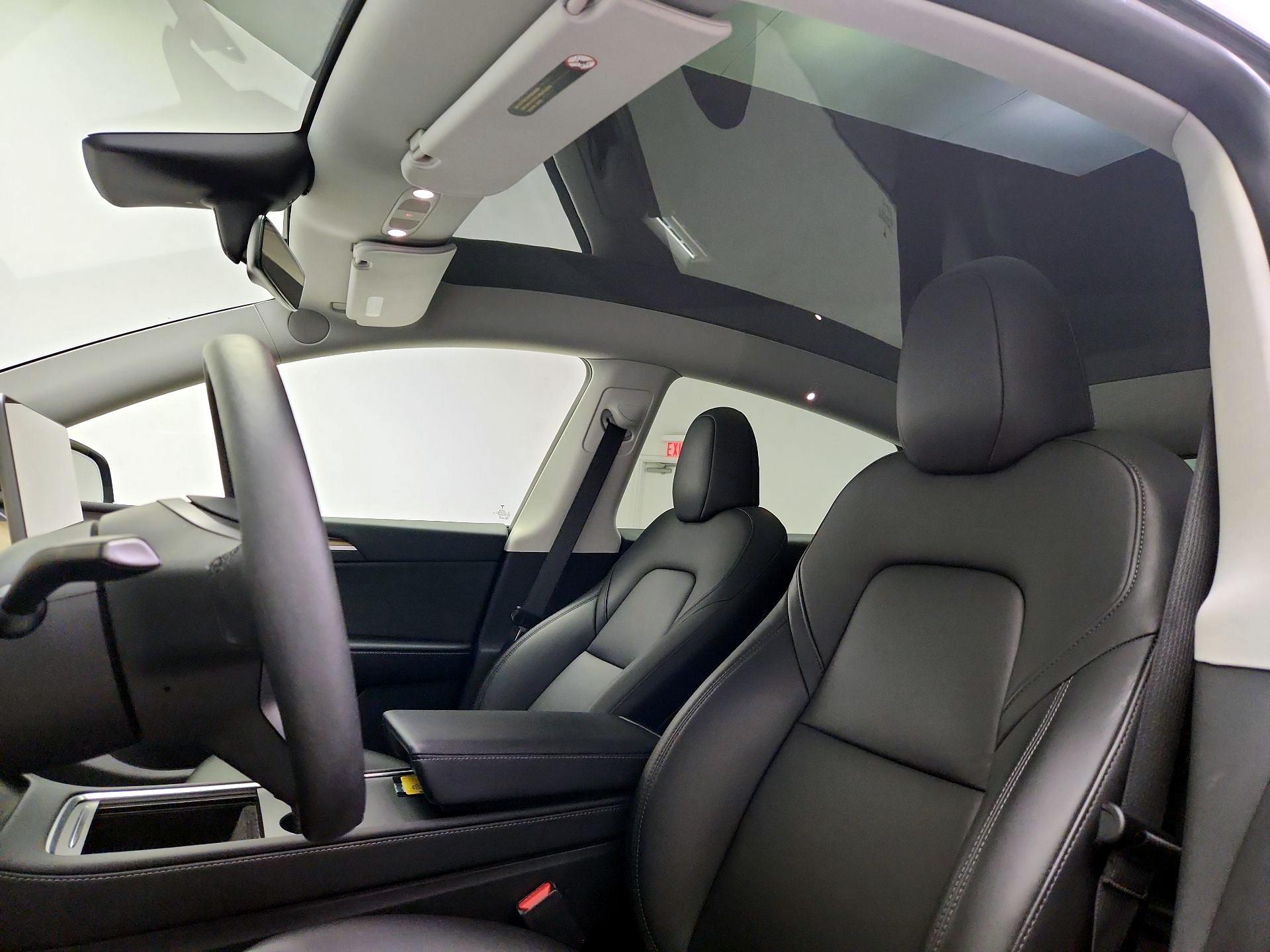 Thumbnail: 2023 Tesla Model Y - 20
