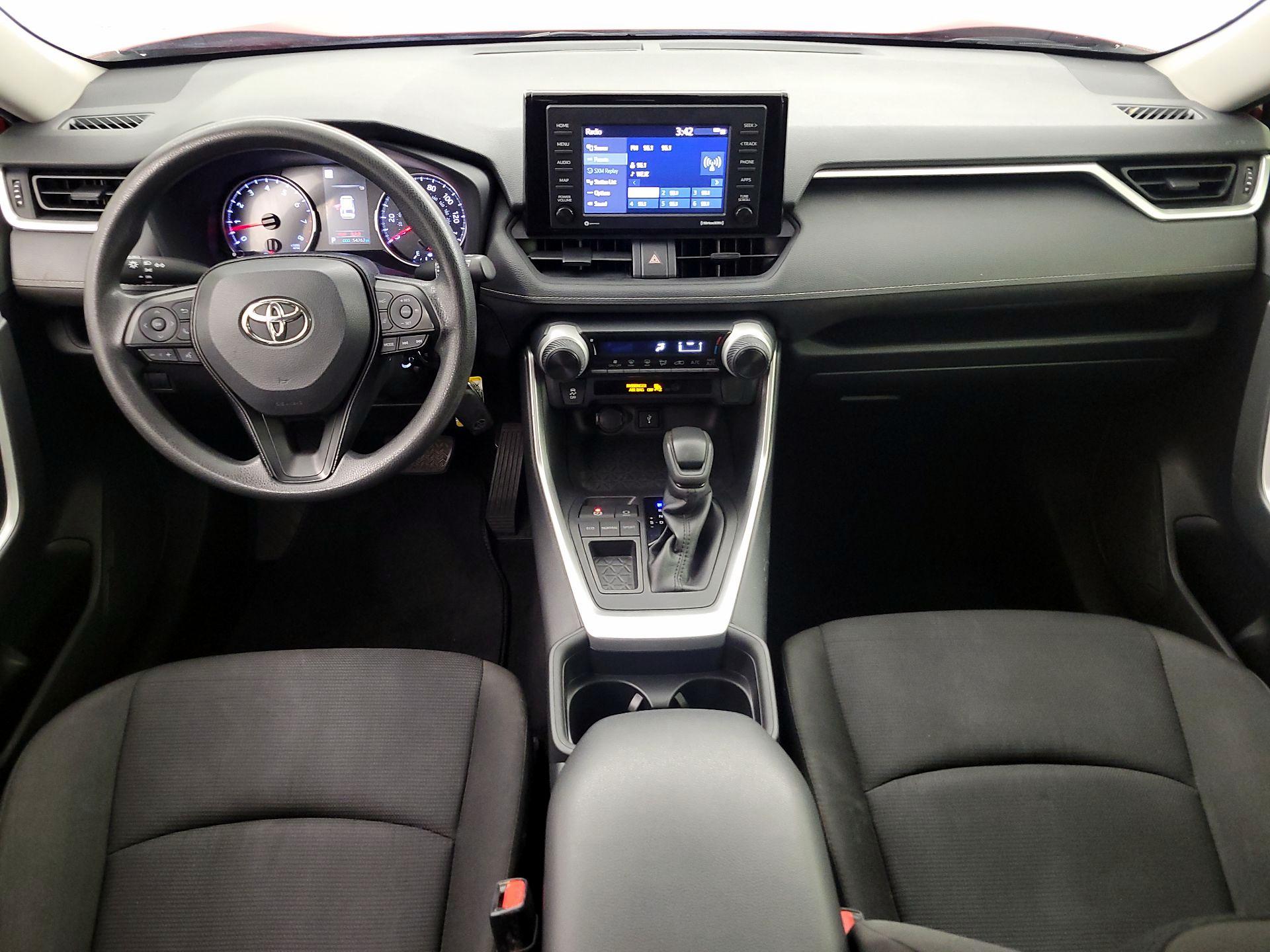 Thumbnail: 2021 Toyota RAV4 - 9
