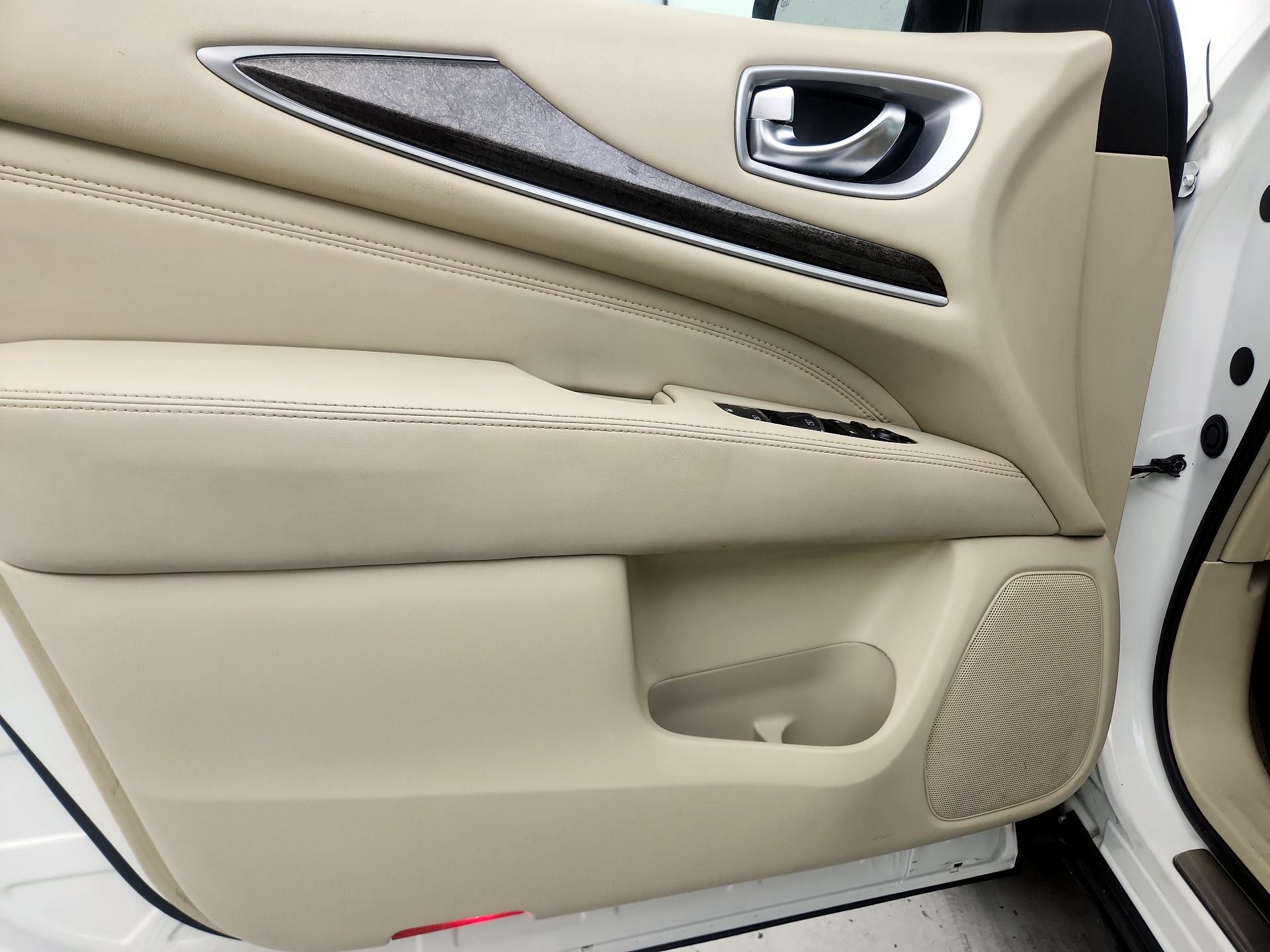 Thumbnail: 2013 INFINITI JX35 - 12