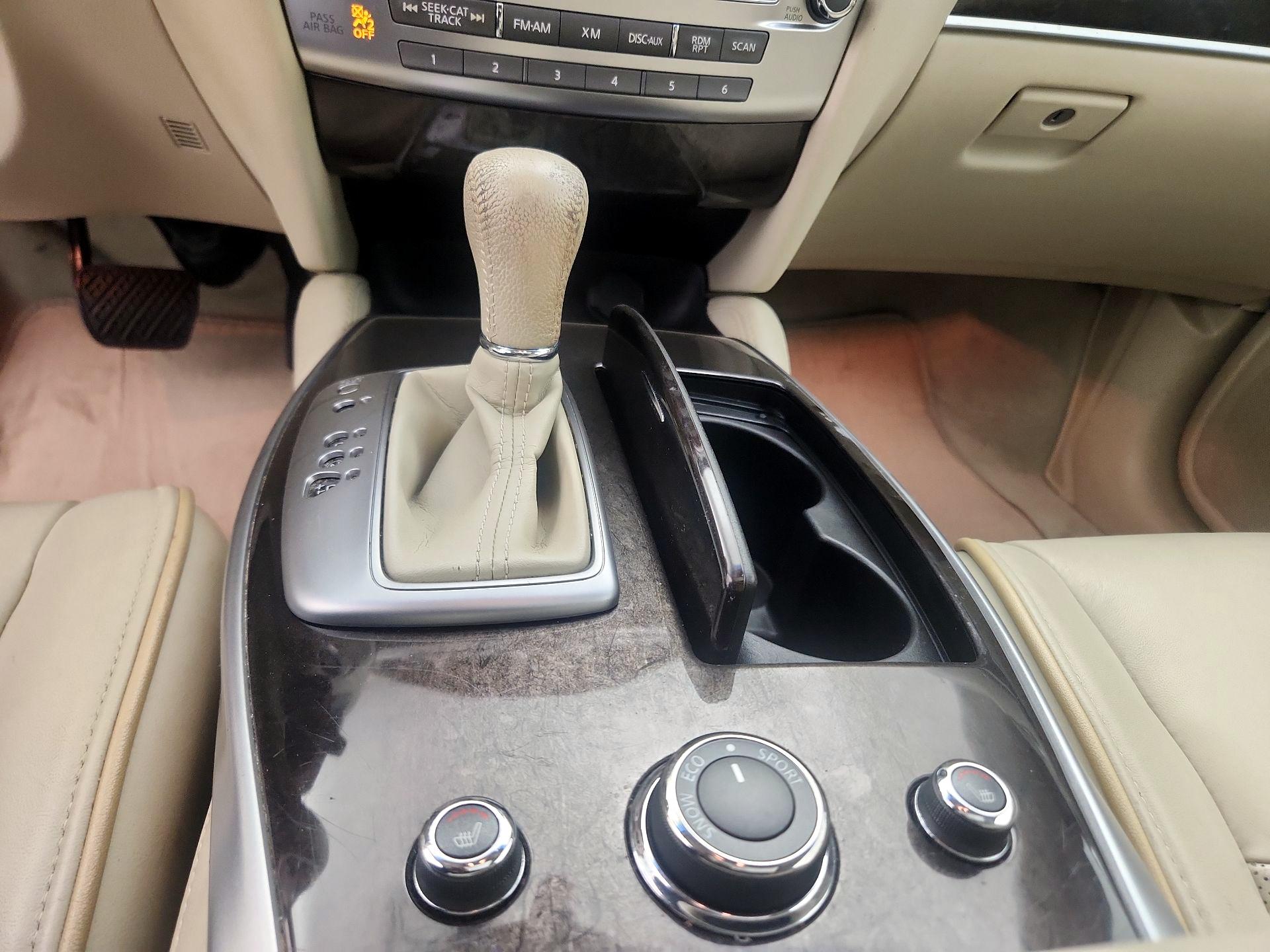 Thumbnail: 2013 INFINITI JX35 - 17