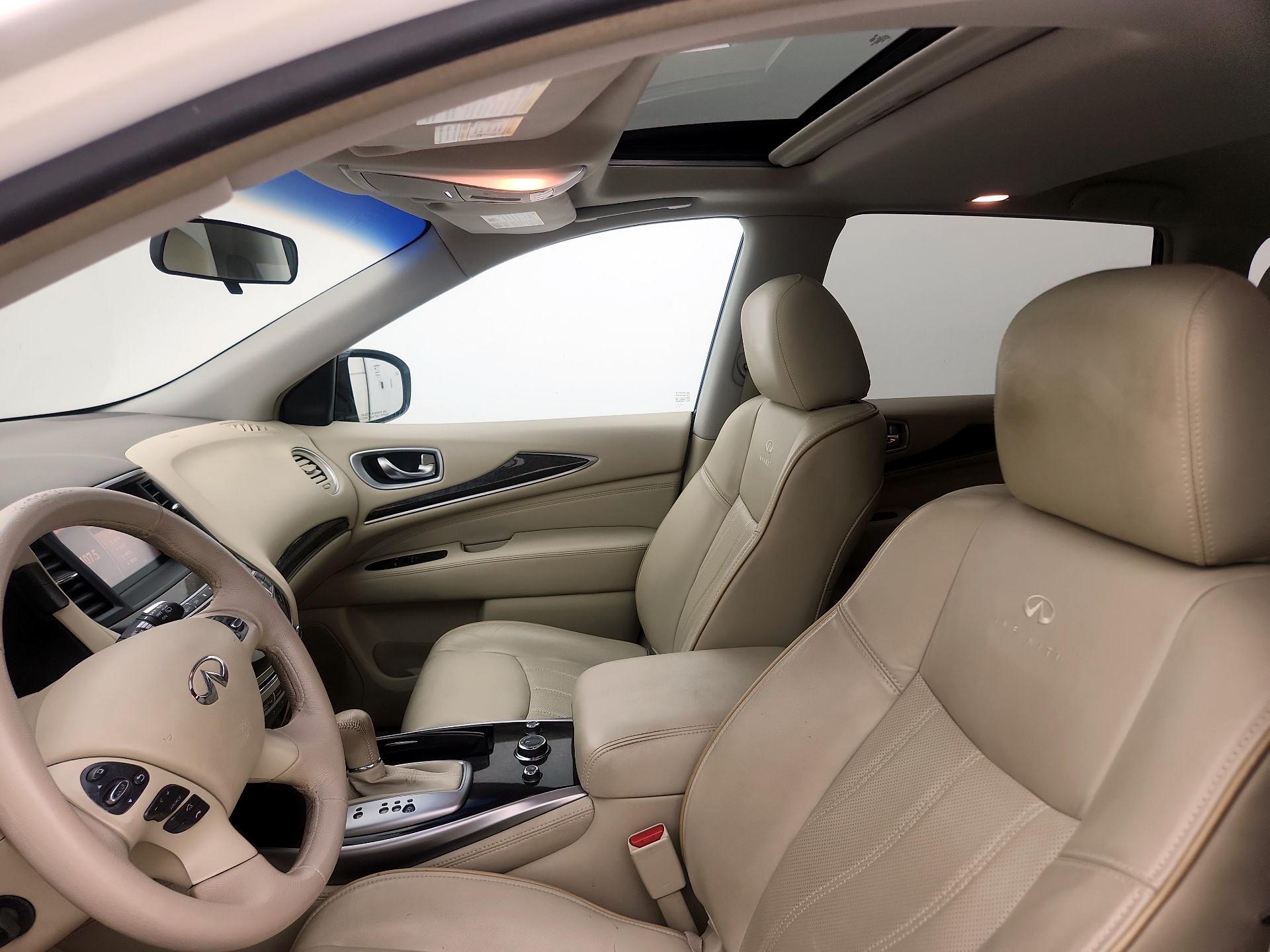 Thumbnail: 2013 INFINITI JX35 - 19