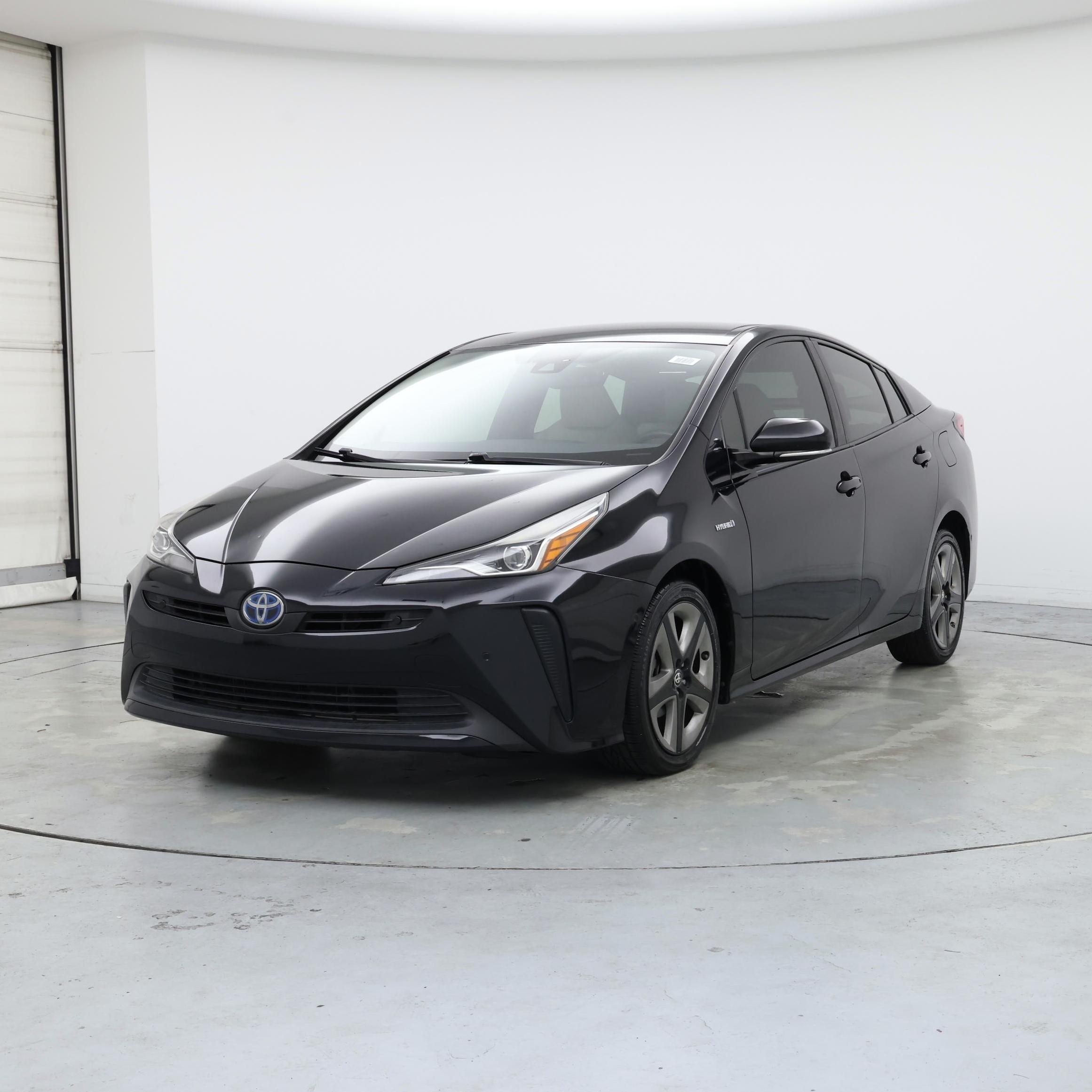Thumbnail: 2020 Toyota Prius - 4