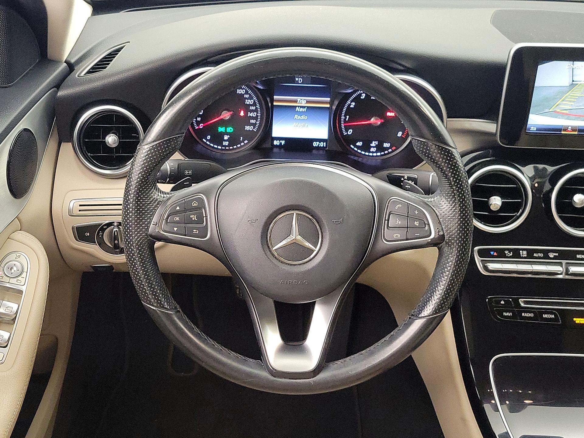 Thumbnail: 2016 Mercedes-Benz C-Class - 10