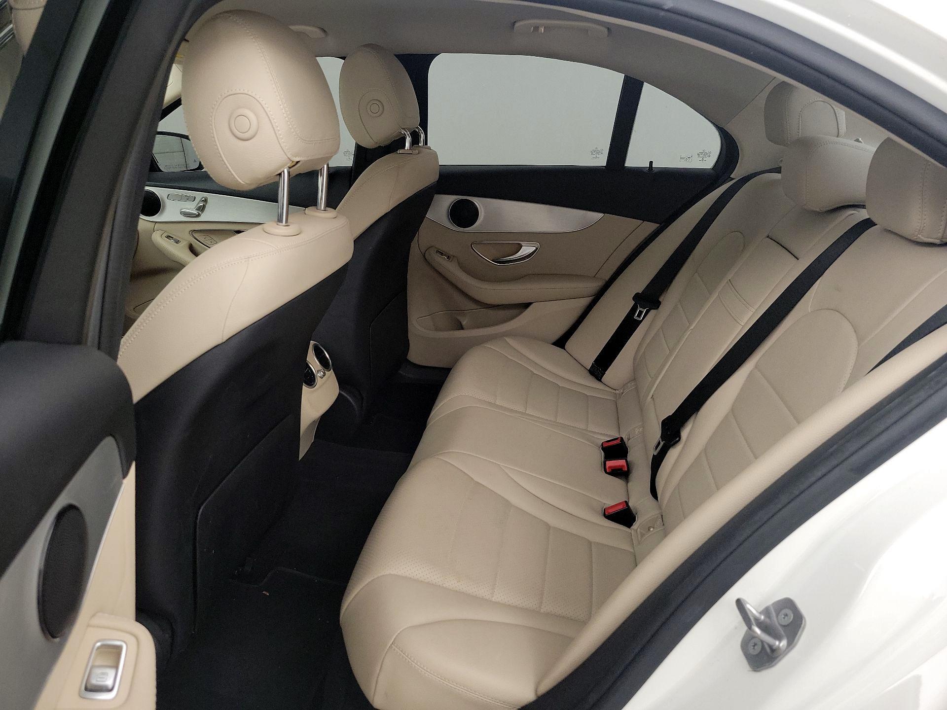 Thumbnail: 2016 Mercedes-Benz C-Class - 18