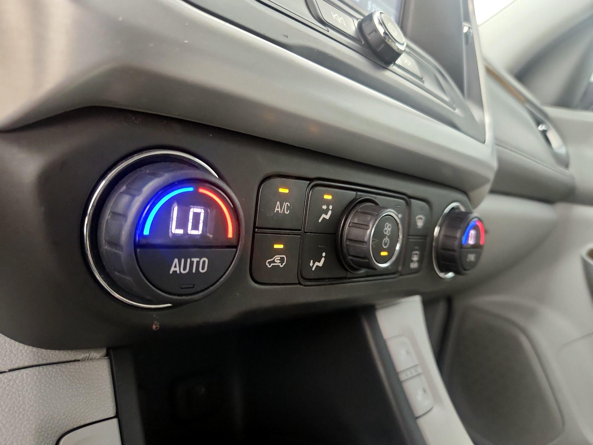 Thumbnail: 2018 GMC Acadia - 16