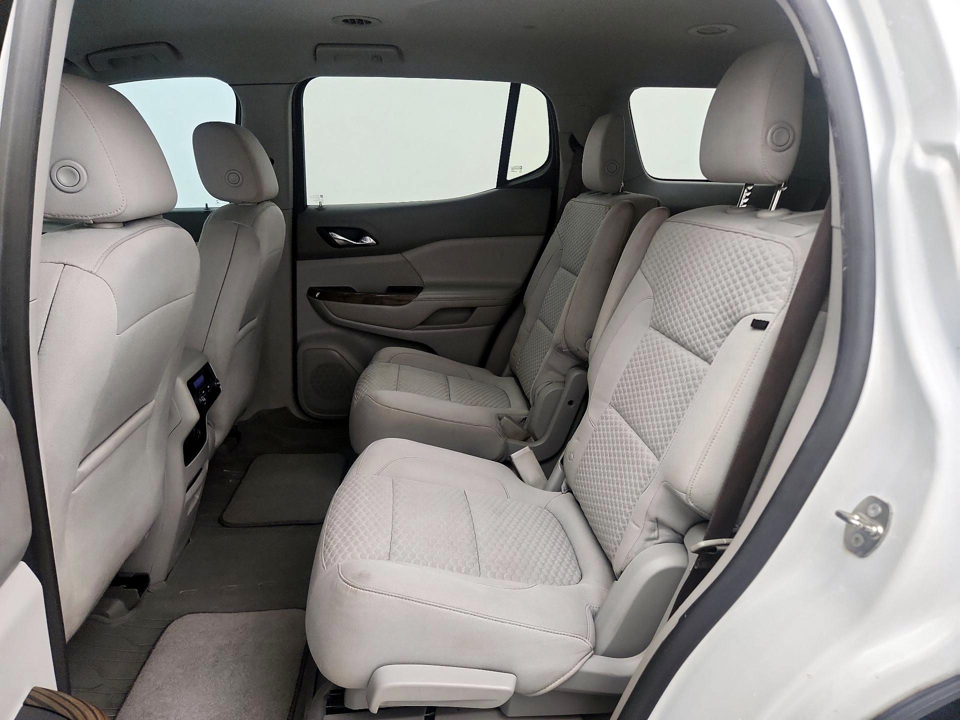 Thumbnail: 2018 GMC Acadia - 19