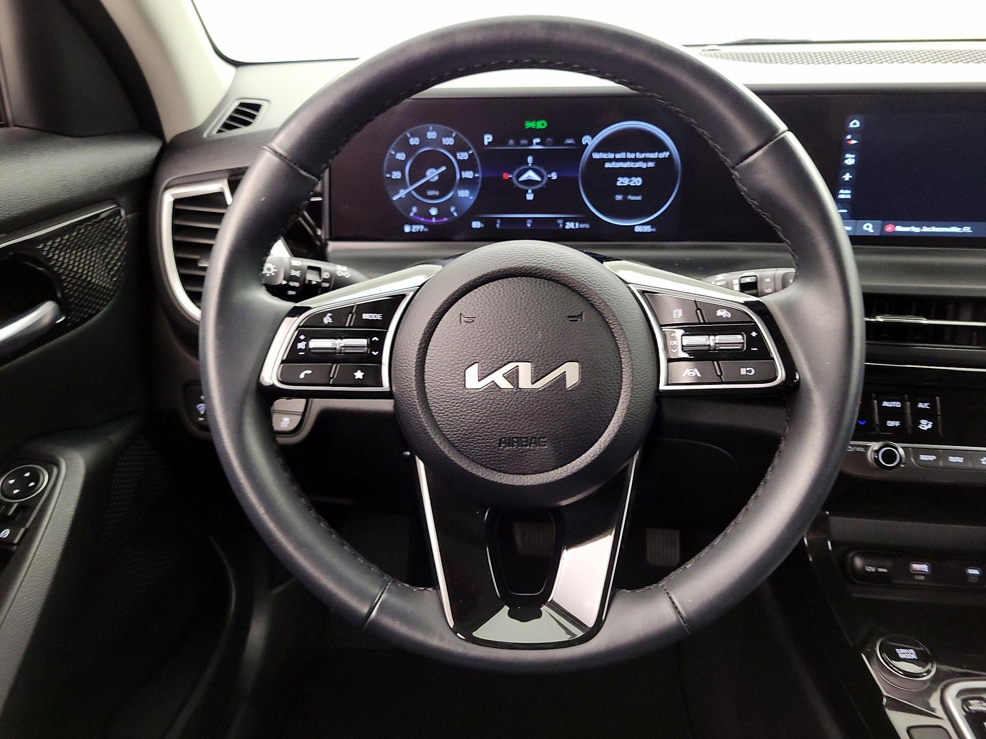 Thumbnail: 2024 Kia Seltos - 10