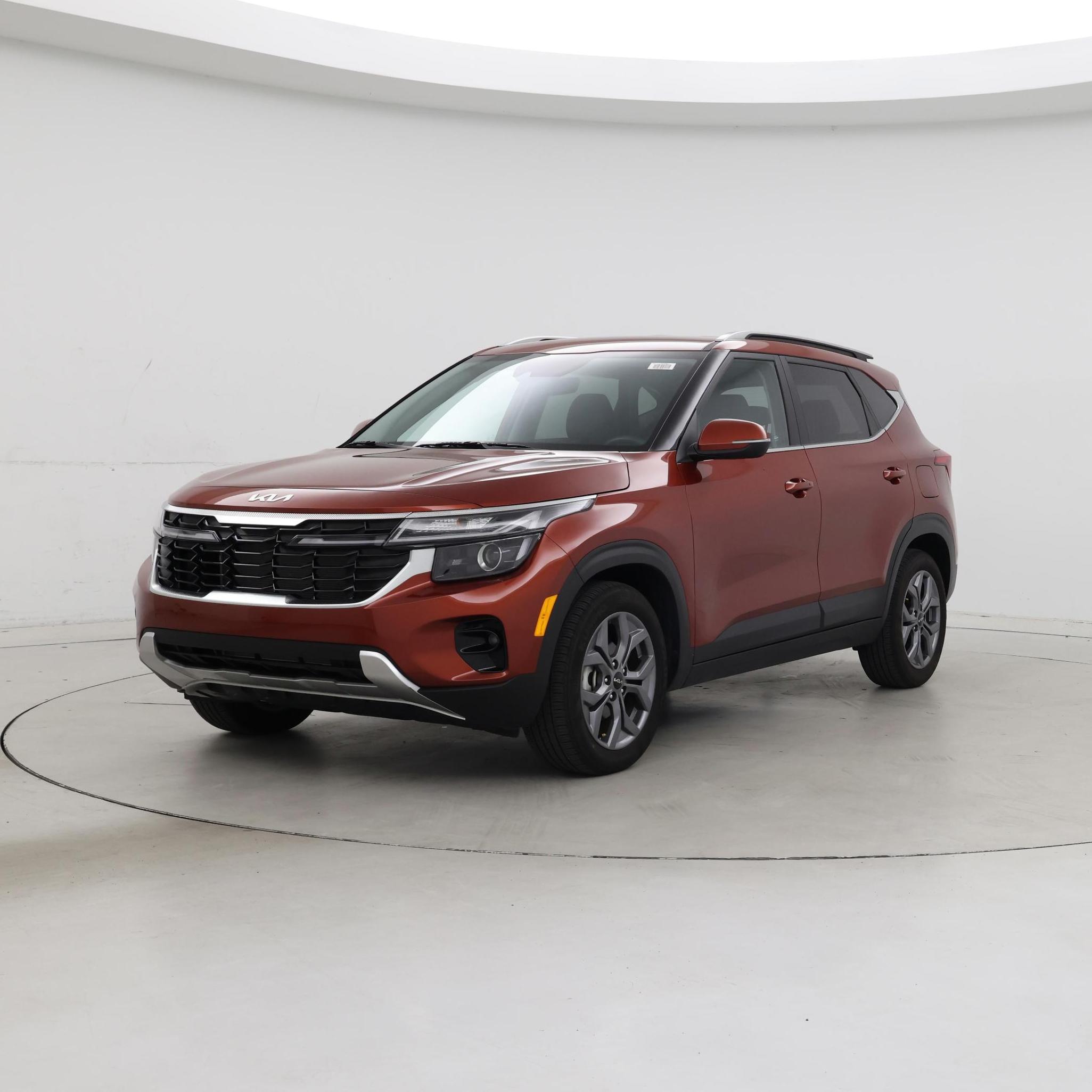 Thumbnail: 2024 Kia Seltos - 4