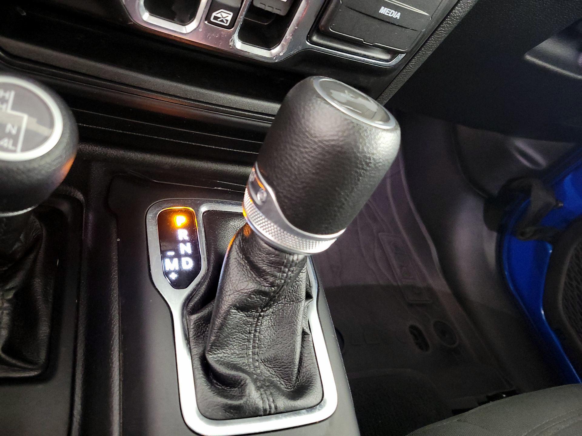 Thumbnail: 2023 Jeep Wrangler - 17