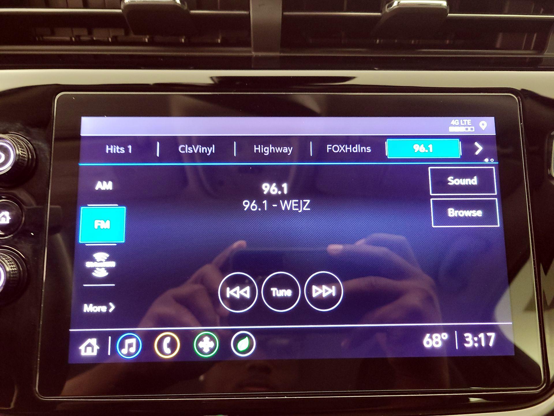 Thumbnail: 2022 Chevrolet Bolt EUV - 15
