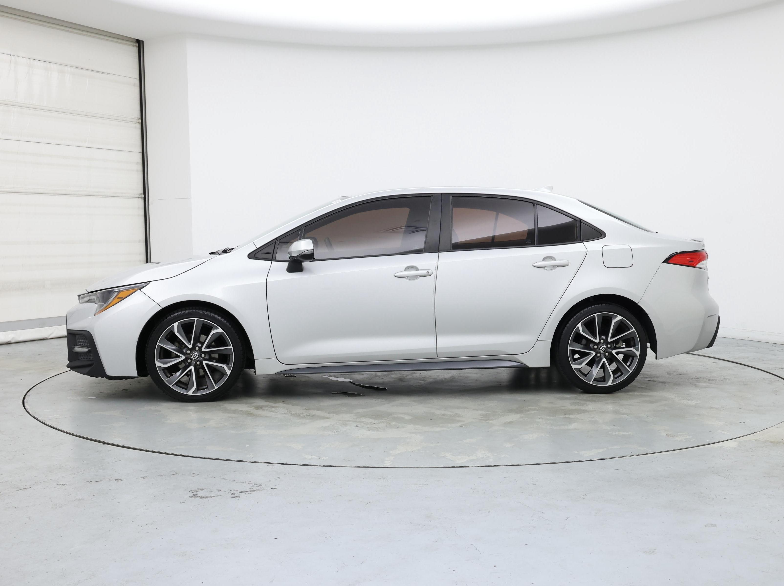 Thumbnail: 2021 Toyota Corolla - 3