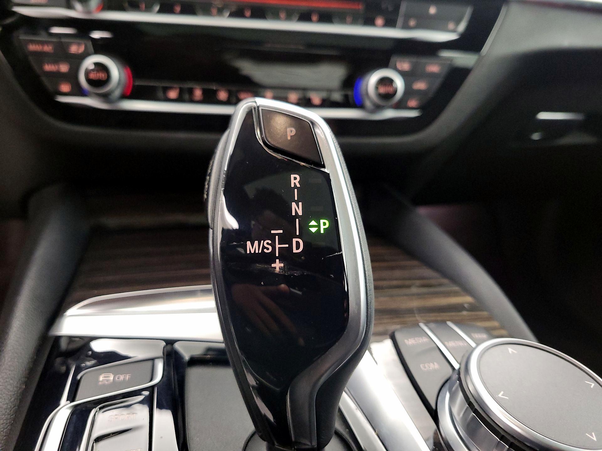 Thumbnail: 2019 BMW 5 Series - 18