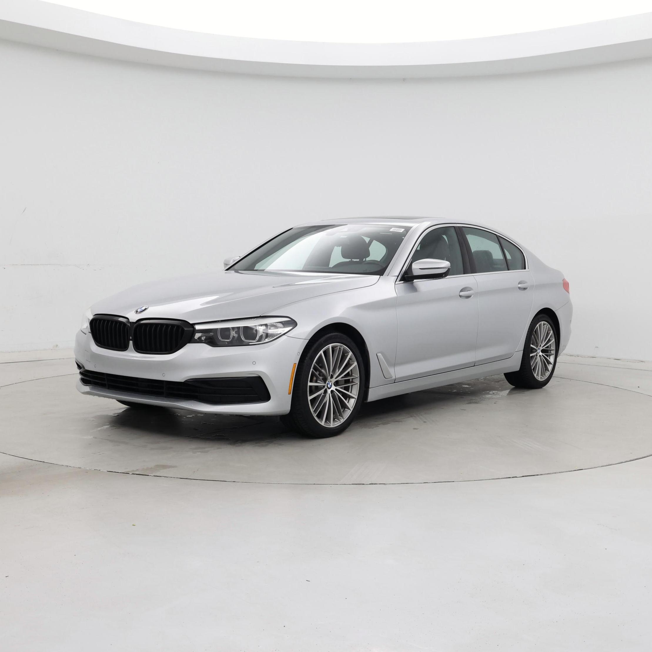 Thumbnail: 2019 BMW 5 Series - 4