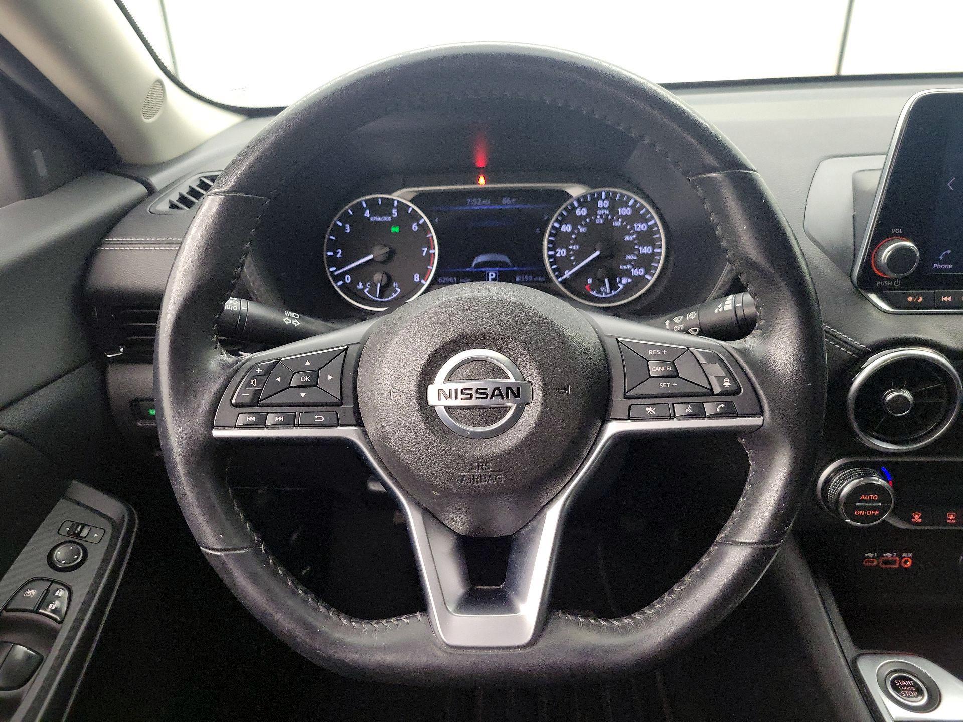 Thumbnail: 2021 Nissan Sentra - 10