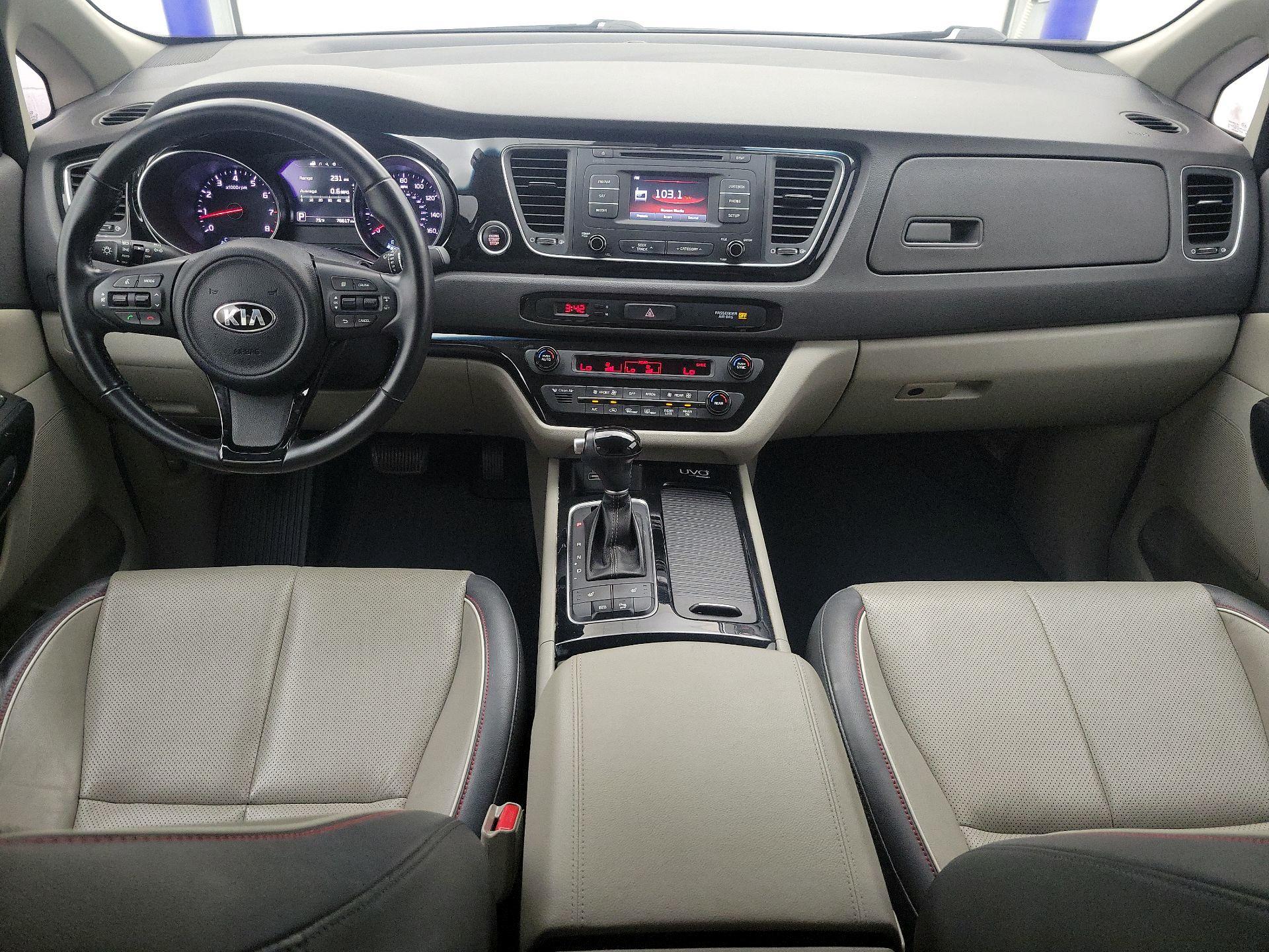 Thumbnail: 2015 Kia Sedona - 9