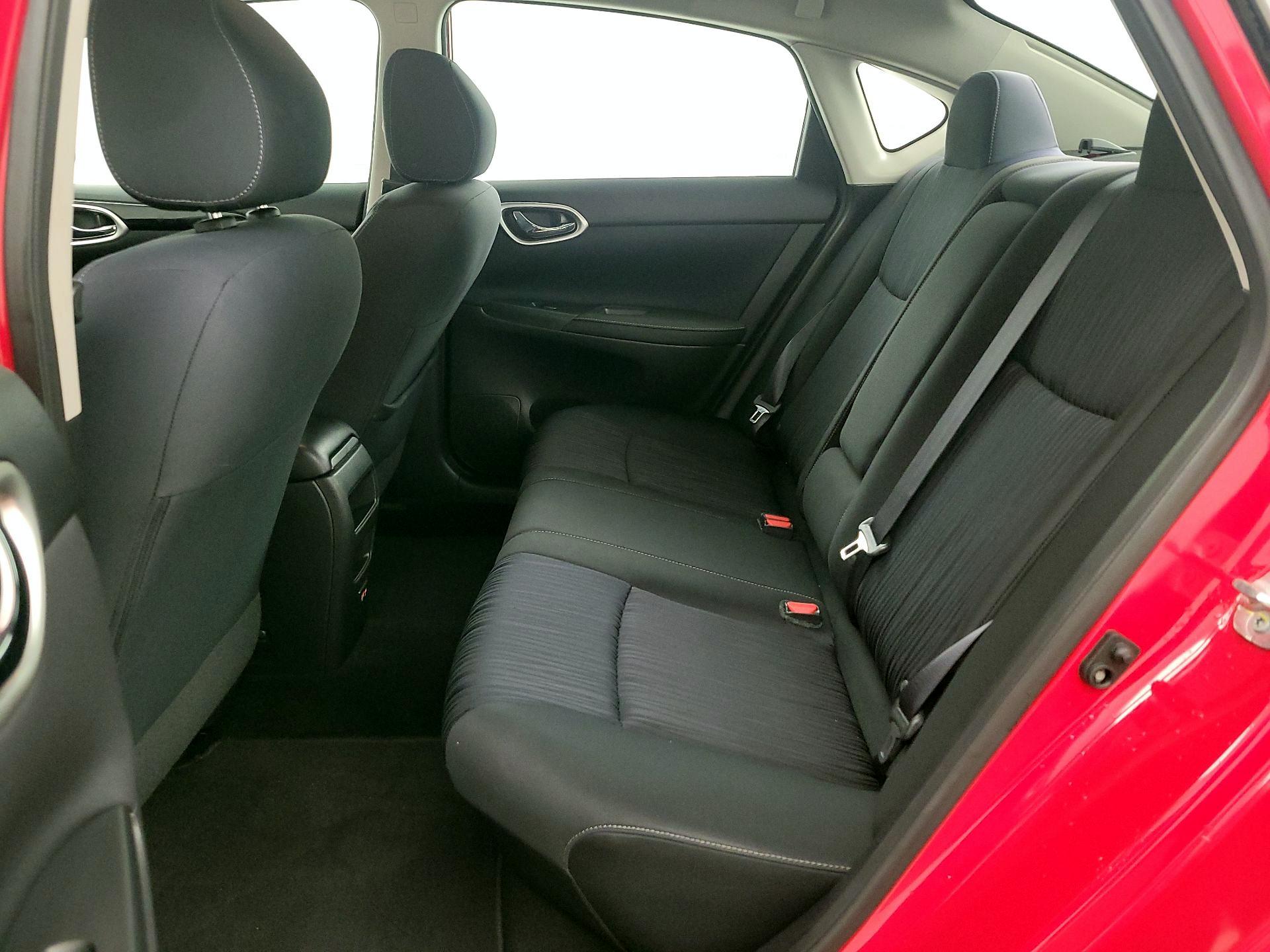 Thumbnail: 2019 Nissan Sentra - 19