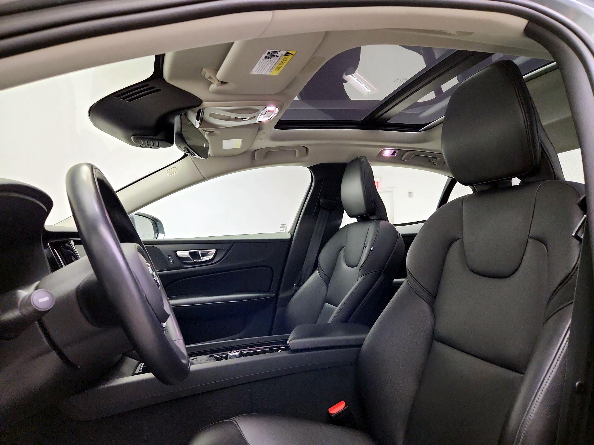 Thumbnail: 2020 Volvo S60 - 20