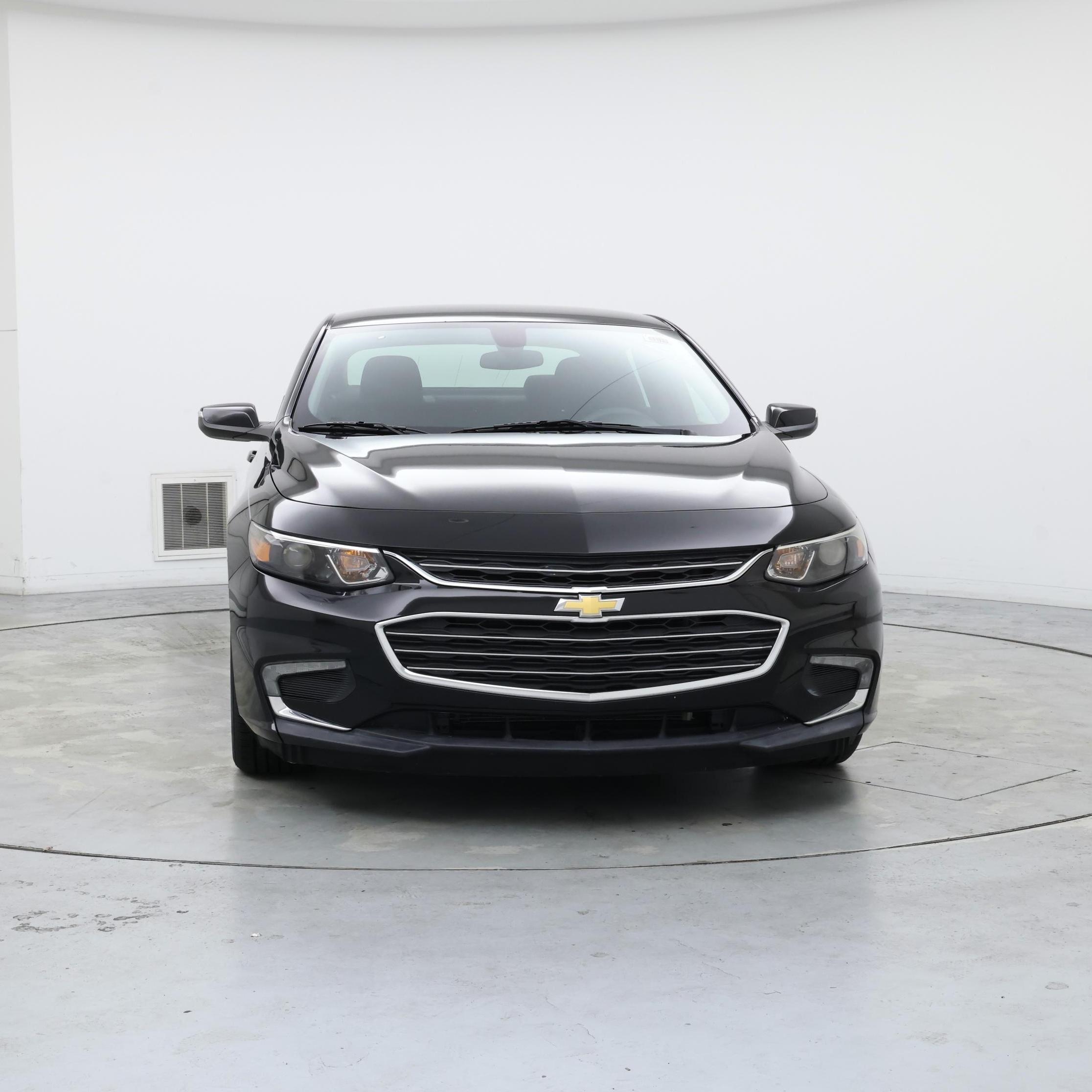 Thumbnail: 2018 Chevrolet Malibu - 5