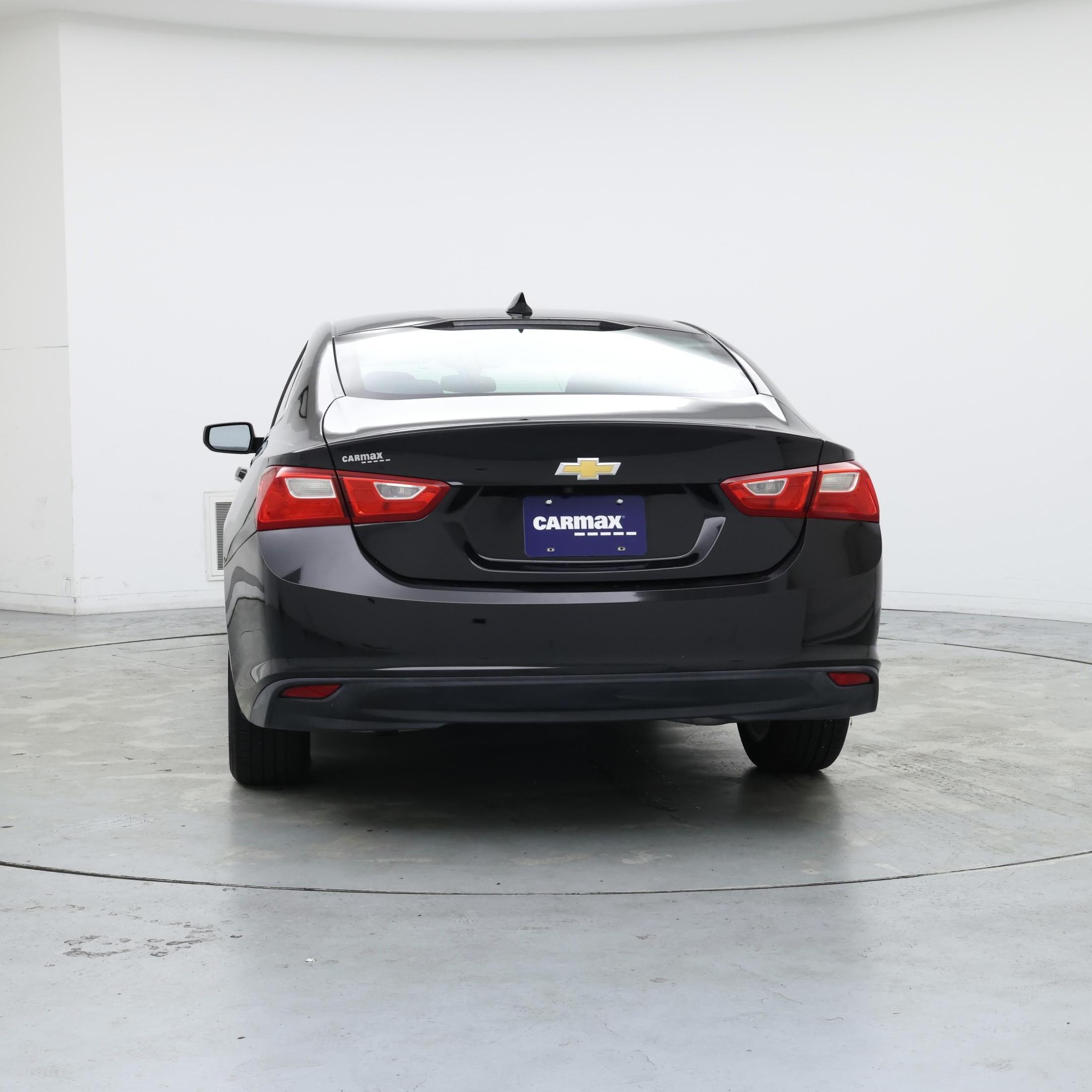 Thumbnail: 2018 Chevrolet Malibu - 6