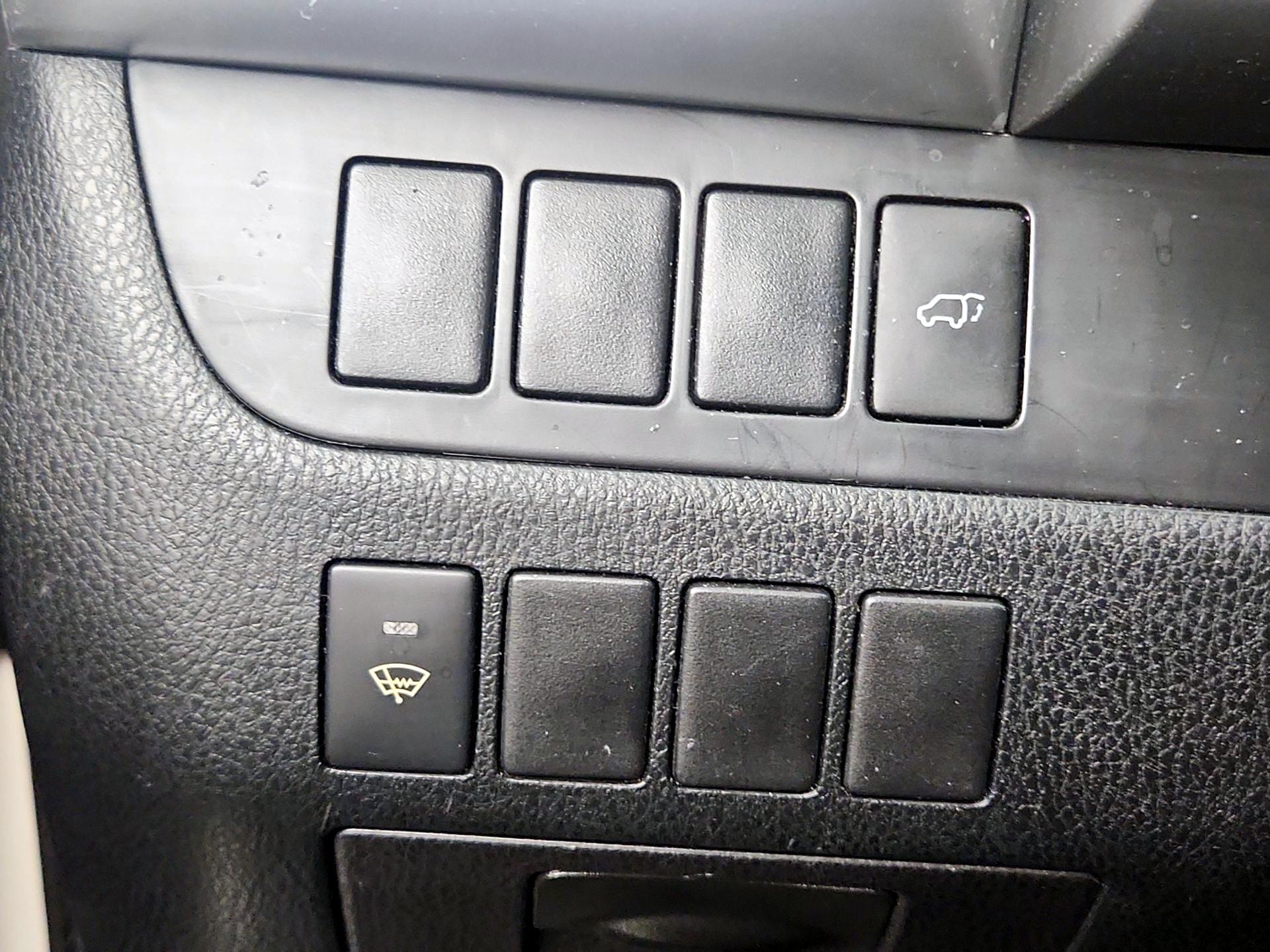 Thumbnail: 2015 Toyota Highlander - 13