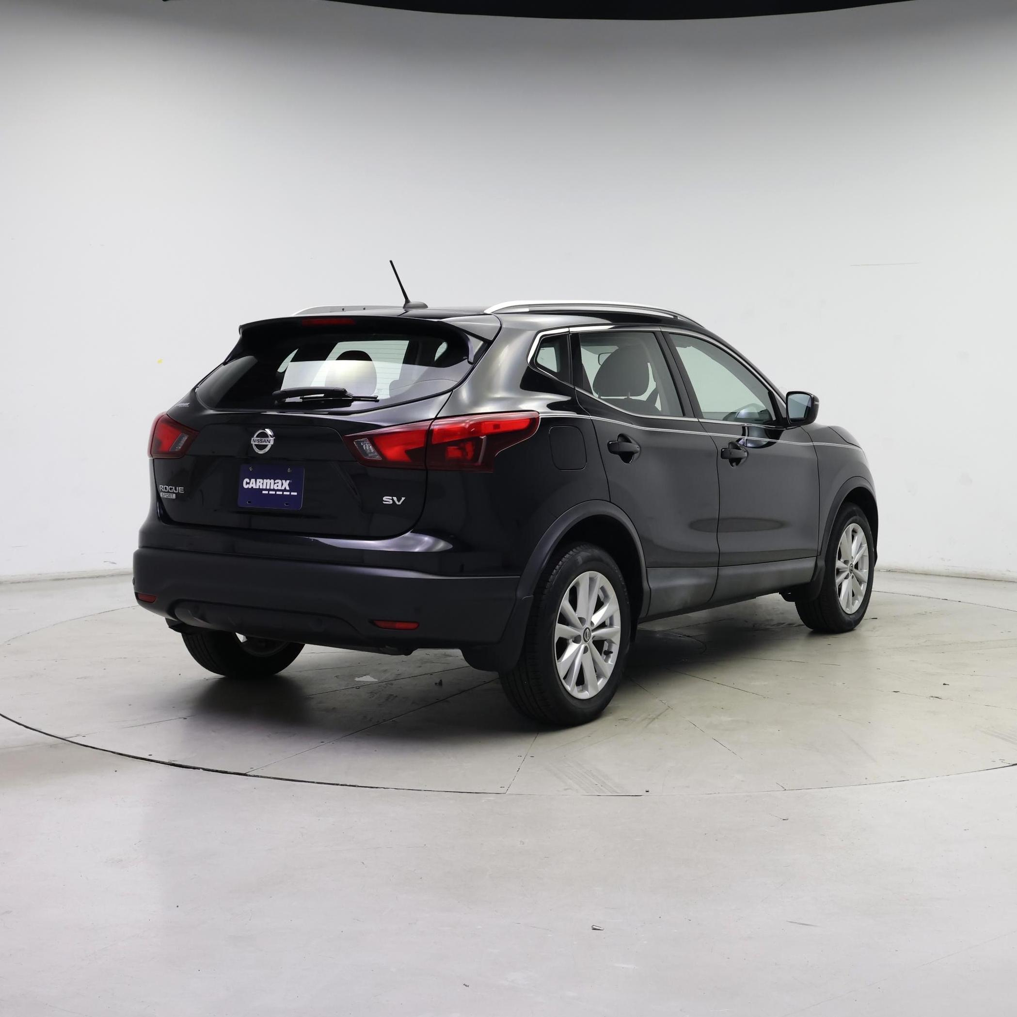 Thumbnail: 2019 Nissan Rogue Sport - 8