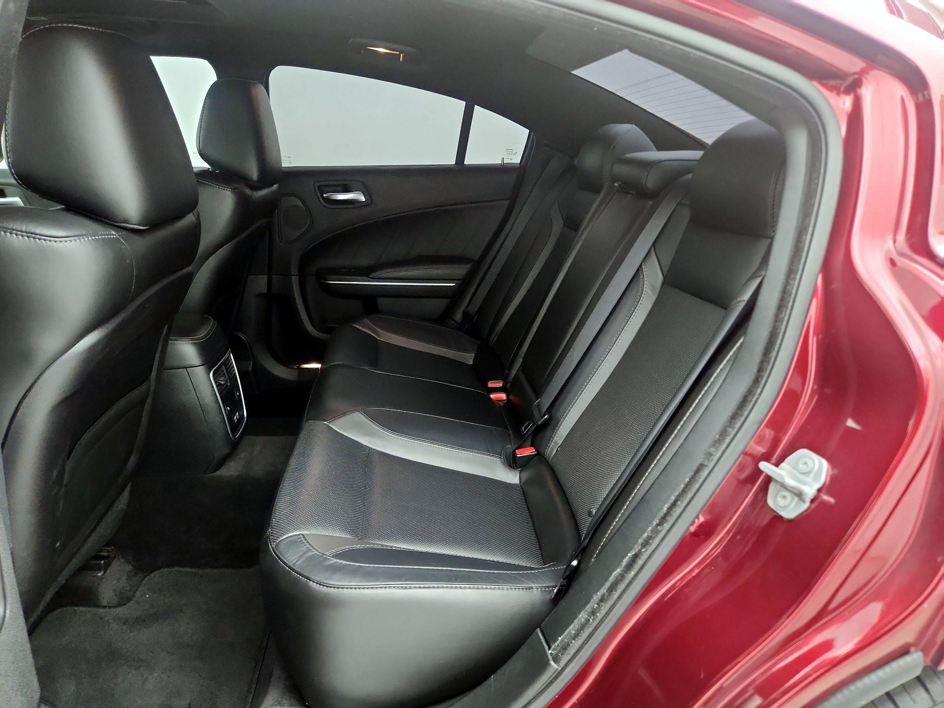 Thumbnail: 2018 Dodge Charger - 20
