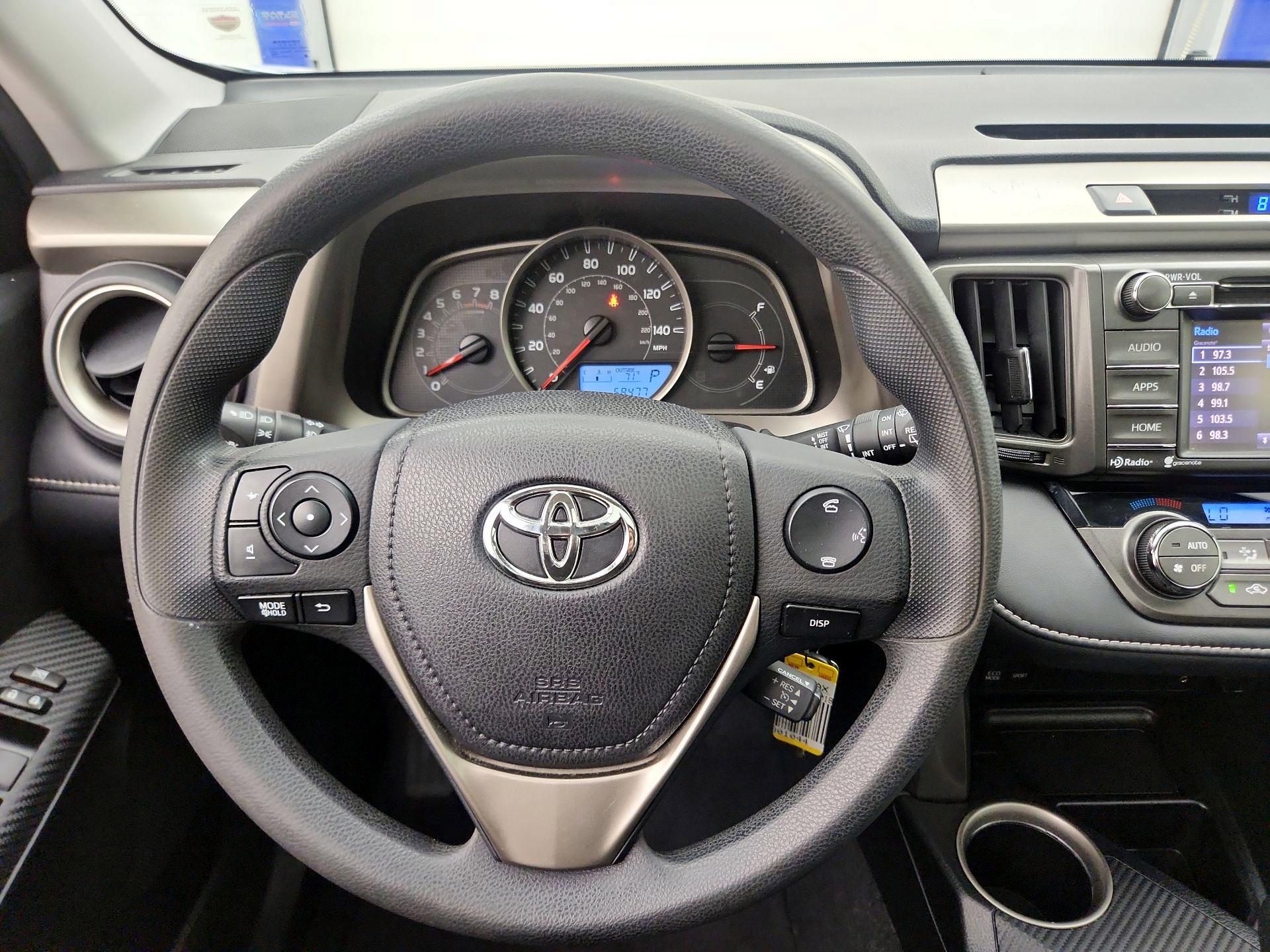 Thumbnail: 2014 Toyota RAV4 - 10