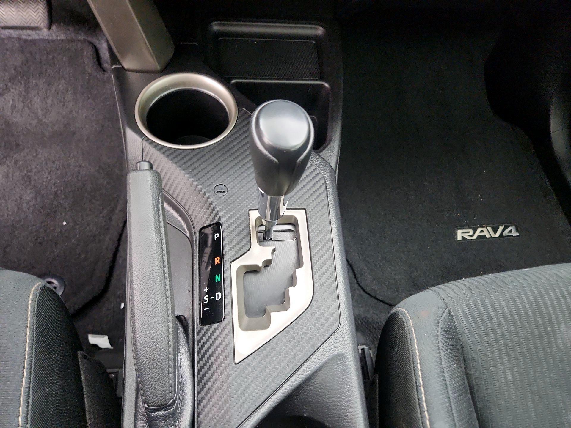 Thumbnail: 2014 Toyota RAV4 - 17